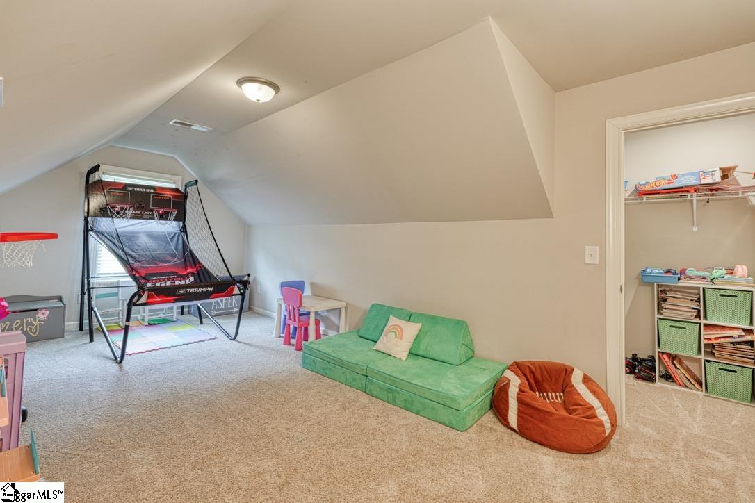 379 Lawtonwood Lane Roebuck, SC 29376