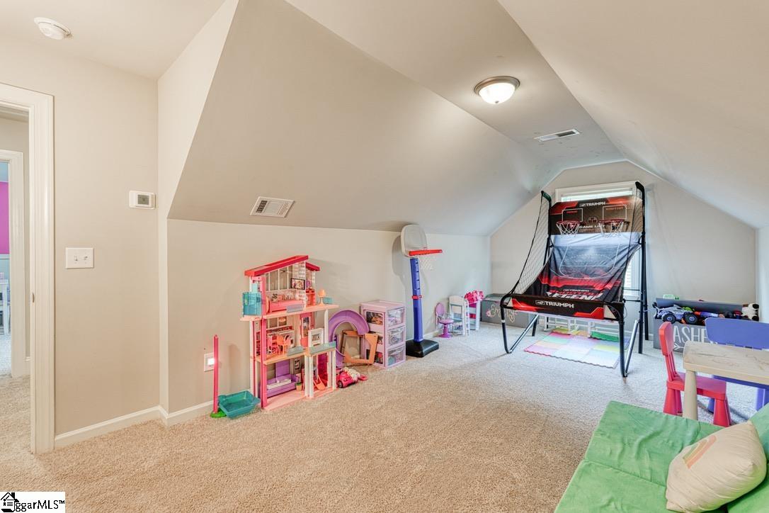 379 Lawtonwood Lane Roebuck, SC 29376