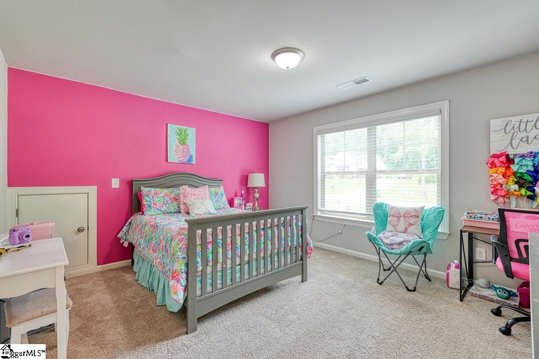 379 Lawtonwood Lane Roebuck, SC 29376