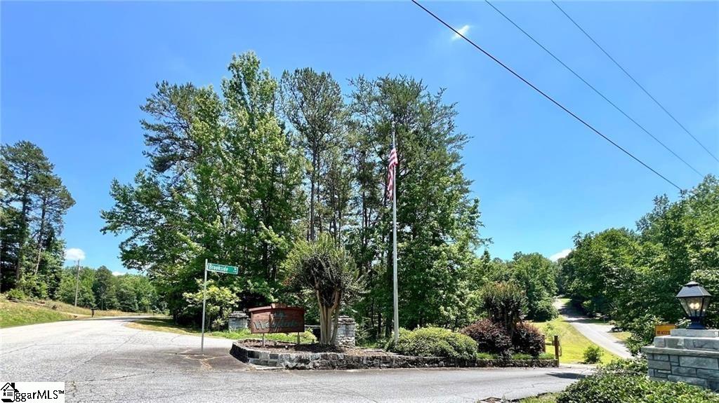 223 Brookside Drive Westminster, SC 29693