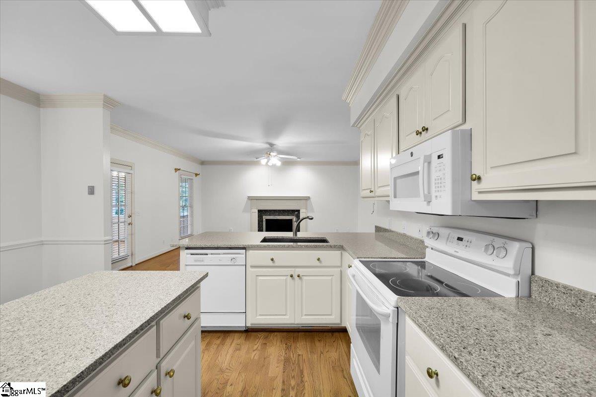 633 Neely Farm Drive Simpsonville, SC 29680
