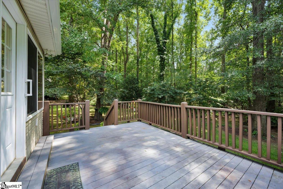 633 Neely Farm Drive Simpsonville, SC 29680