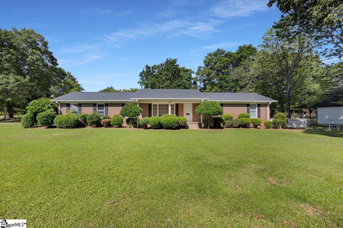 302 Portsmouth Drive Greenville, SC 29617