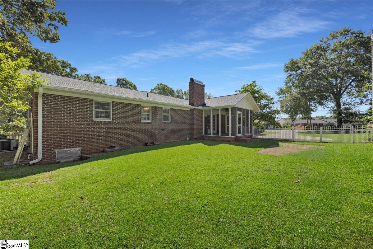 302 Portsmouth Drive Greenville, SC 29617