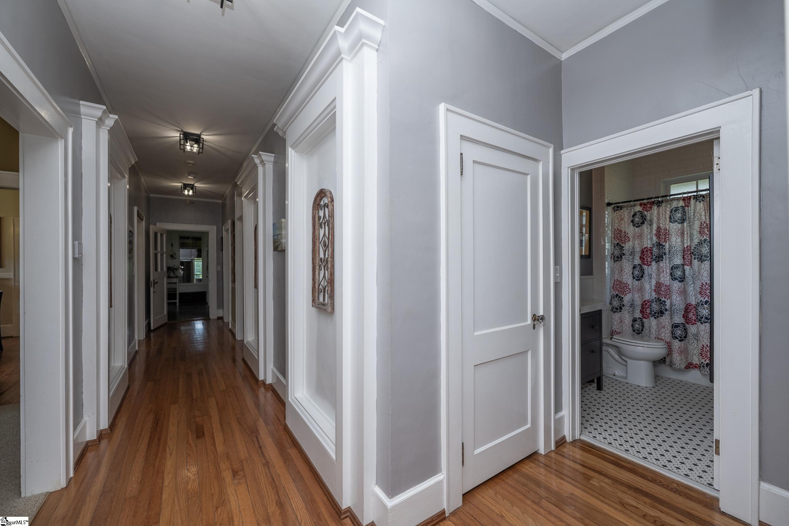 525 Crane Avenue Greenville, SC 29617