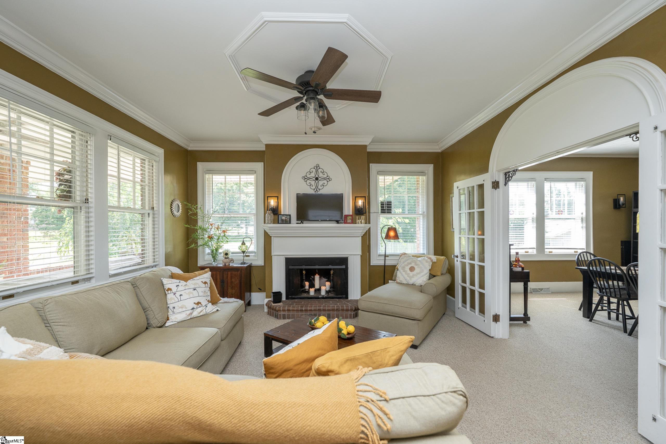 525 Crane Avenue Greenville, SC 29617