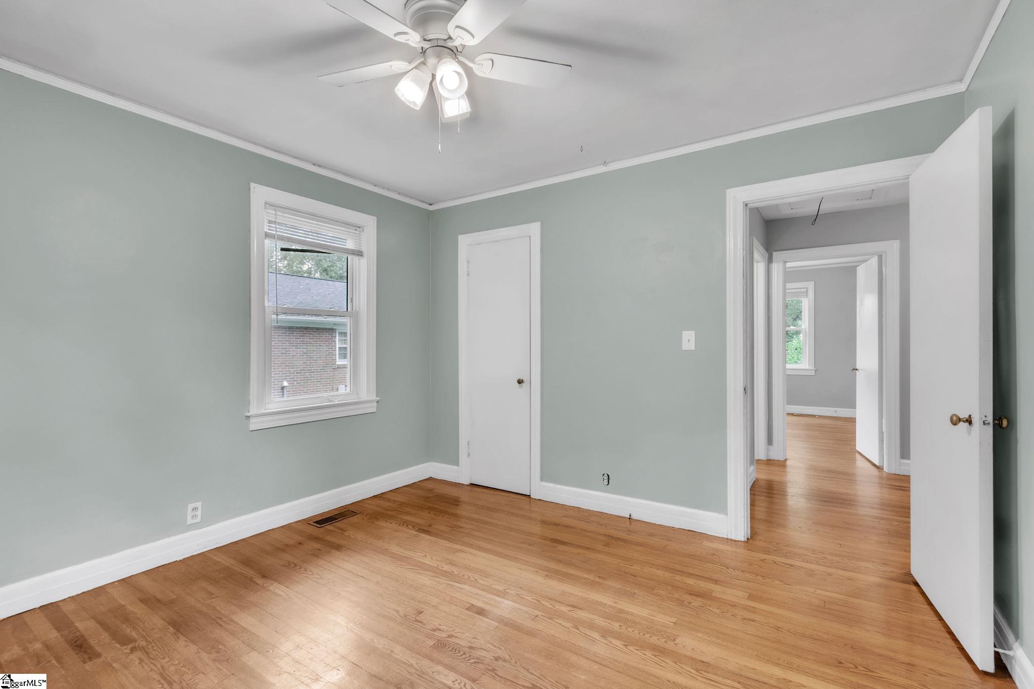 221 McMakin Drive Greenville, SC 29617