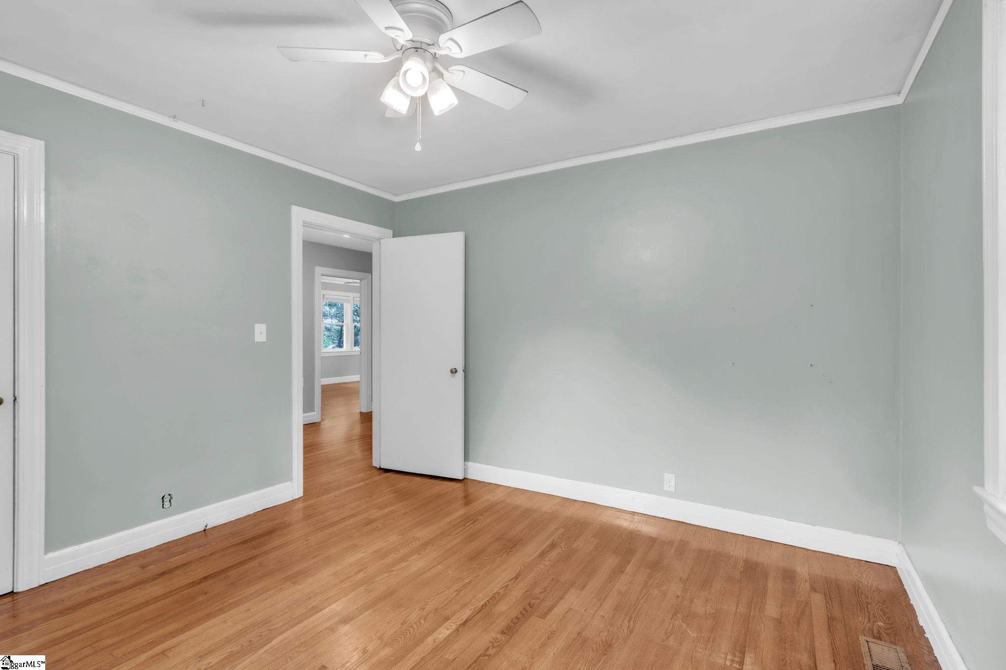 221 McMakin Drive Greenville, SC 29617