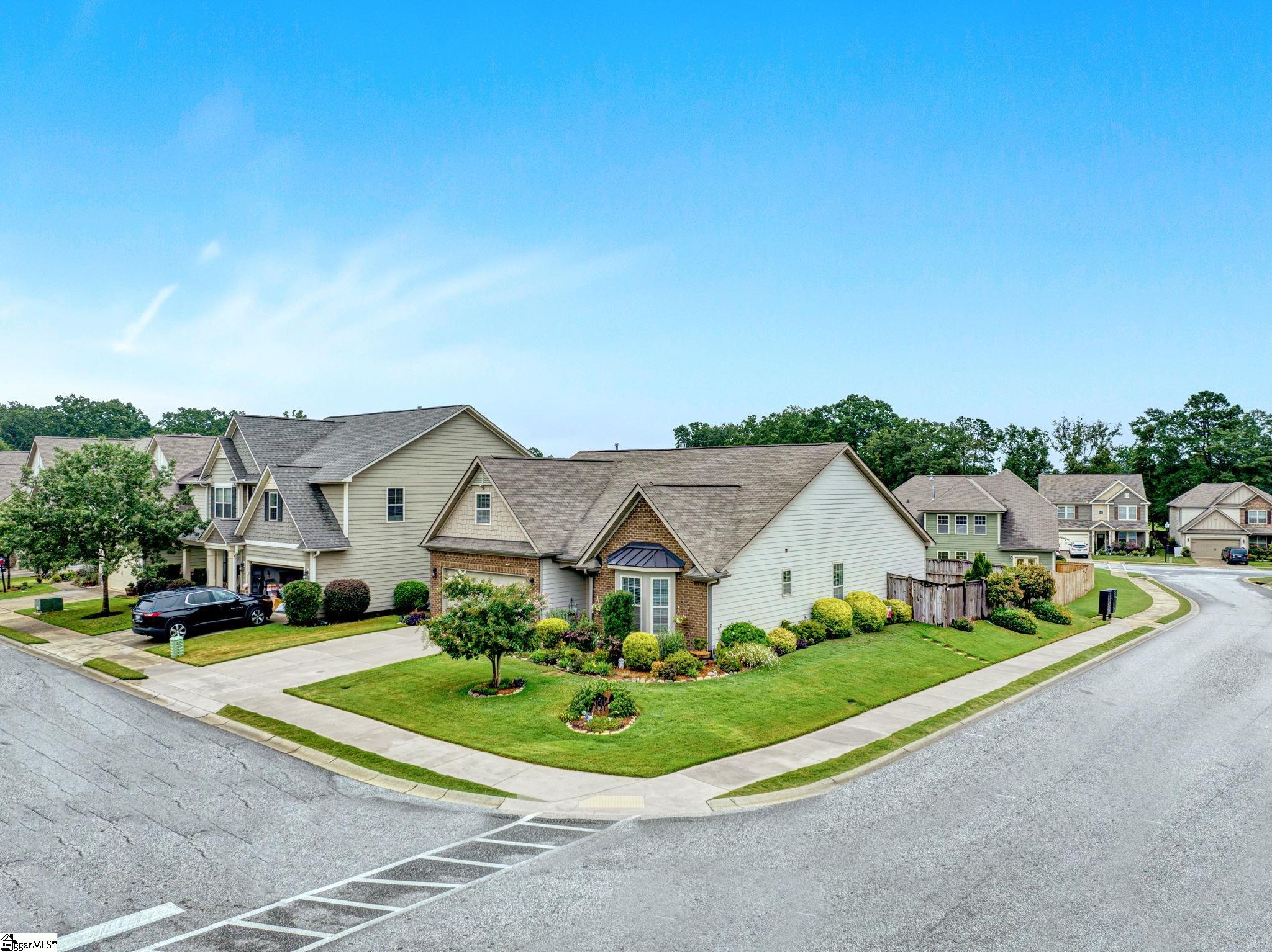 521 Bellgreen Avenue Simpsonville, SC 29680