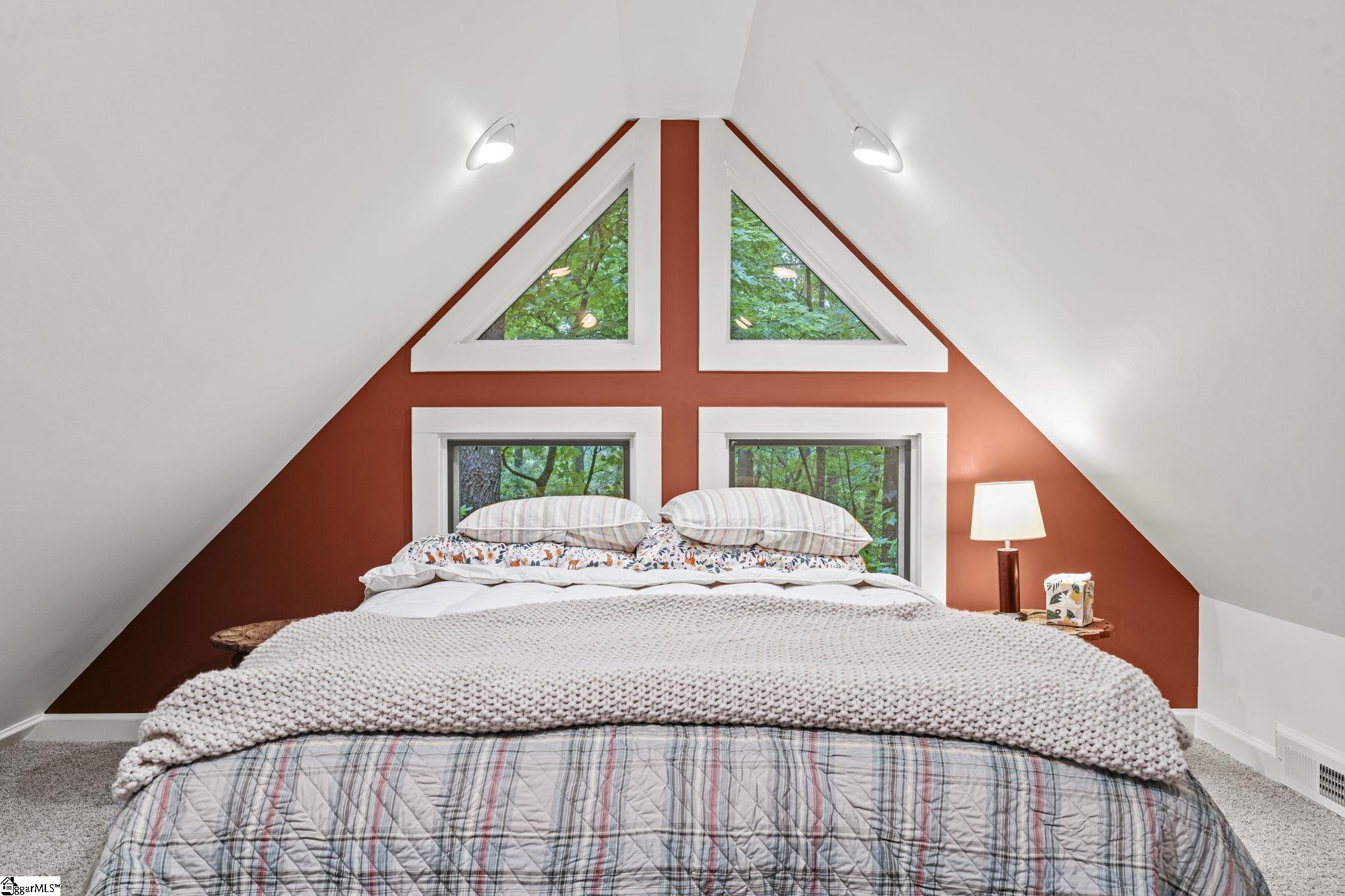 1220 Skyuka Mountain Road Columbus, NC 28722