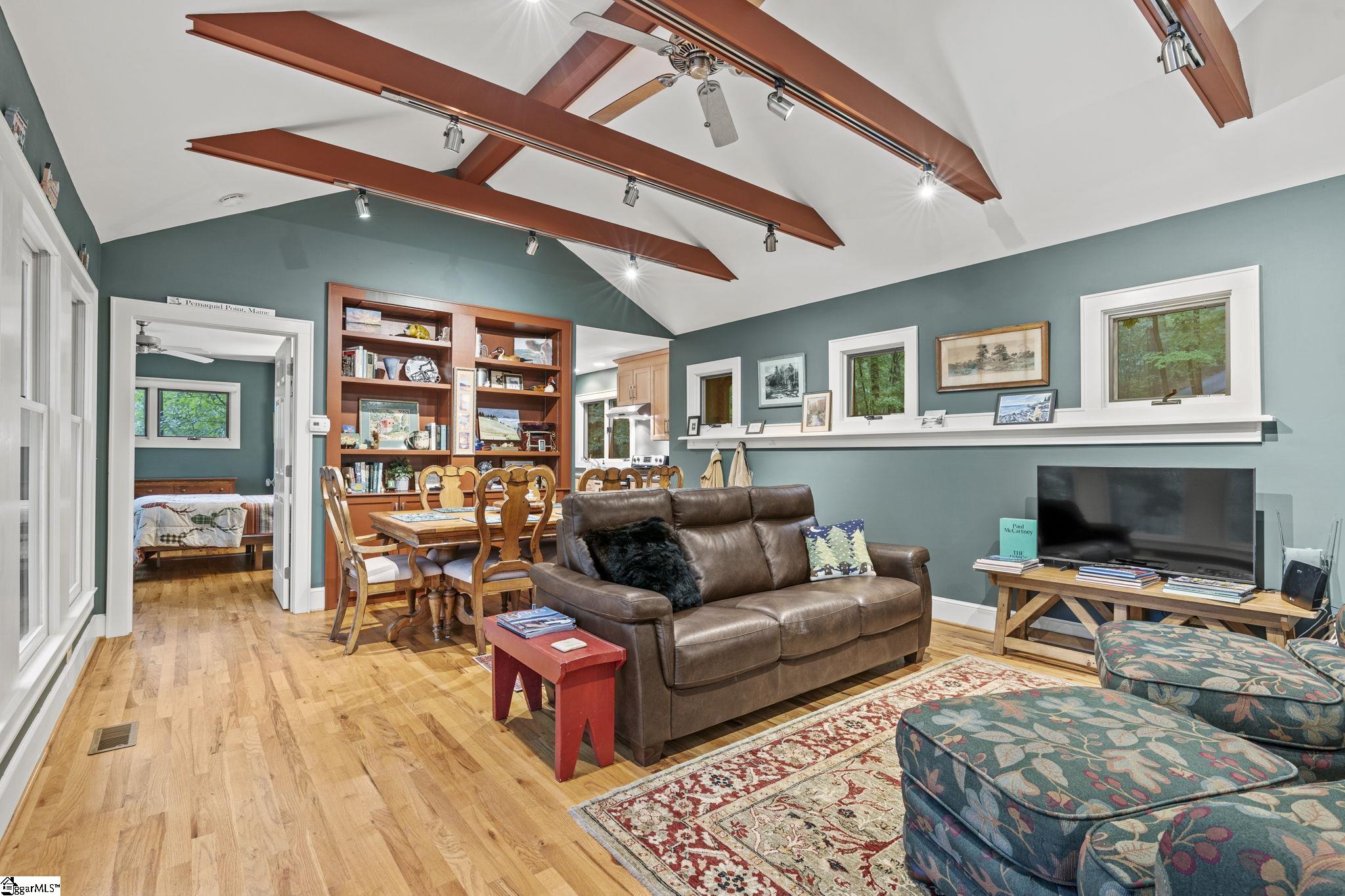 1220 Skyuka Mountain Road Columbus, NC 28722