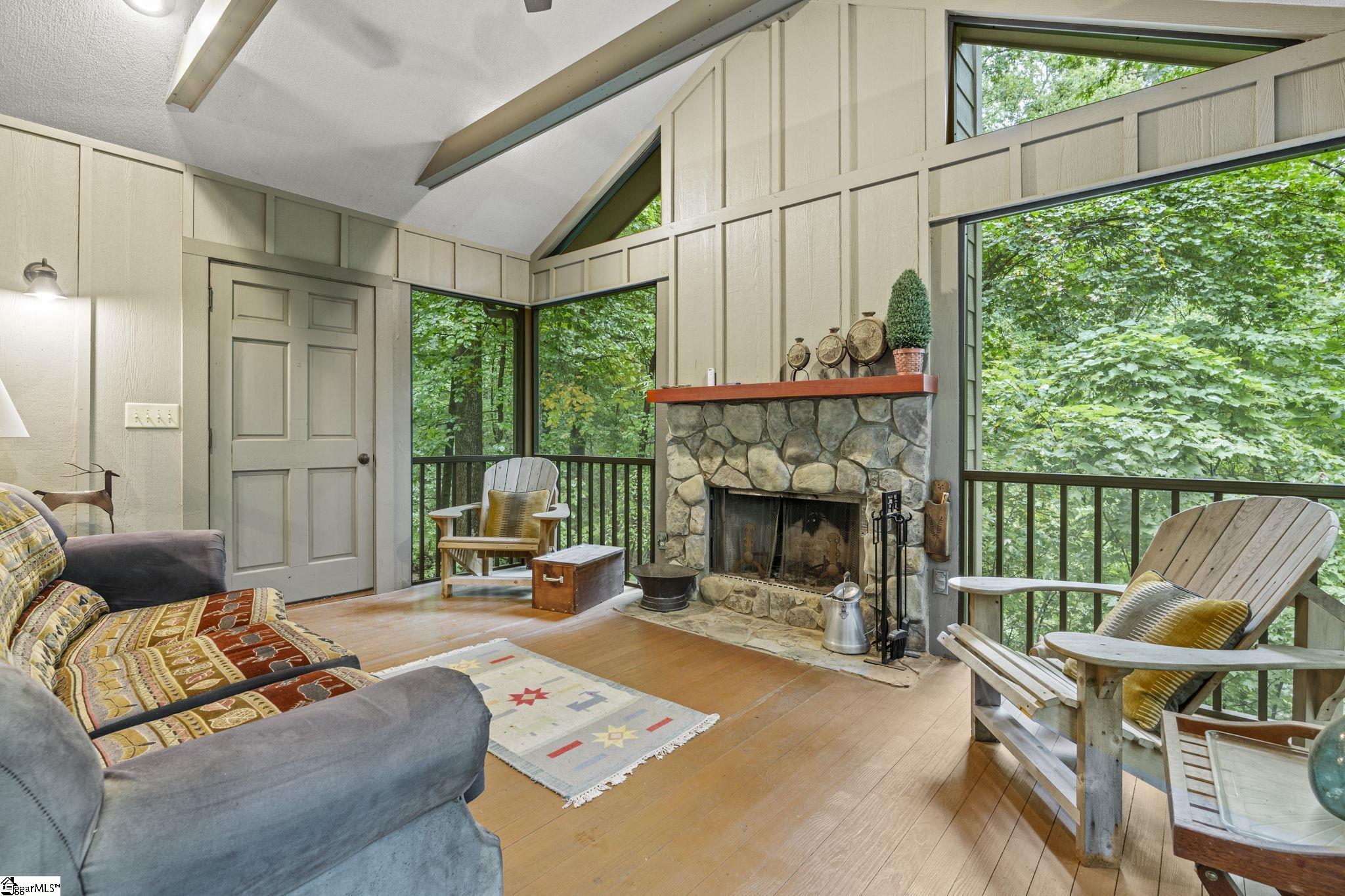 1220 Skyuka Mountain Road Columbus, NC 28722
