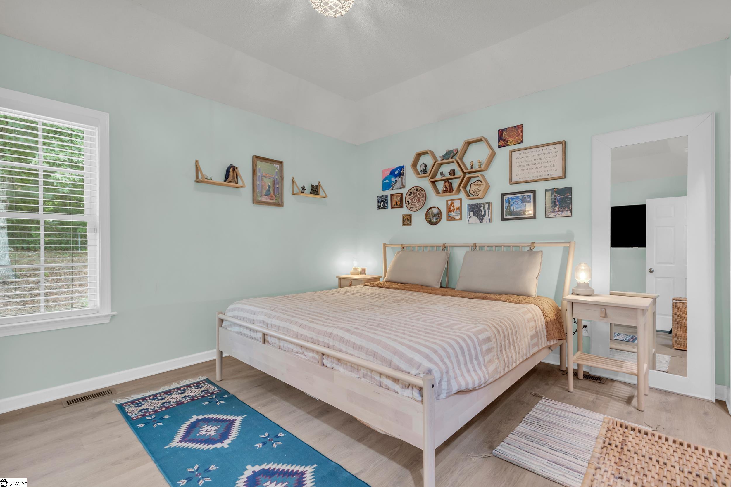 94 Lakeshore Drive Easley, SC 29642