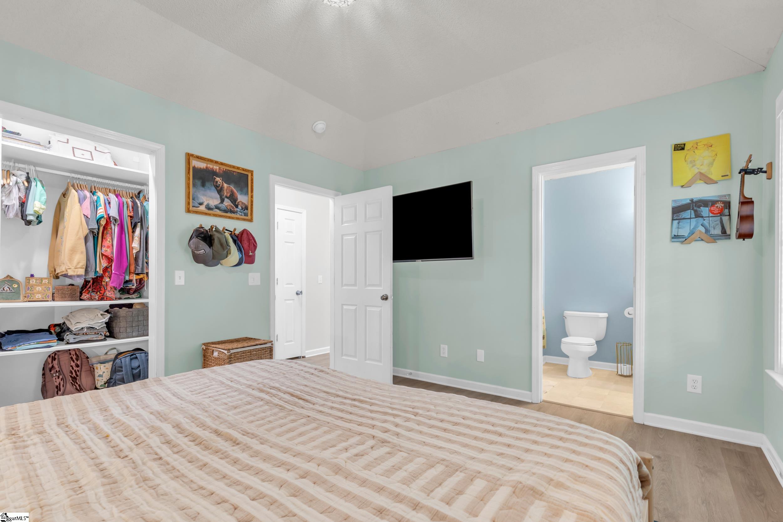94 Lakeshore Drive Easley, SC 29642