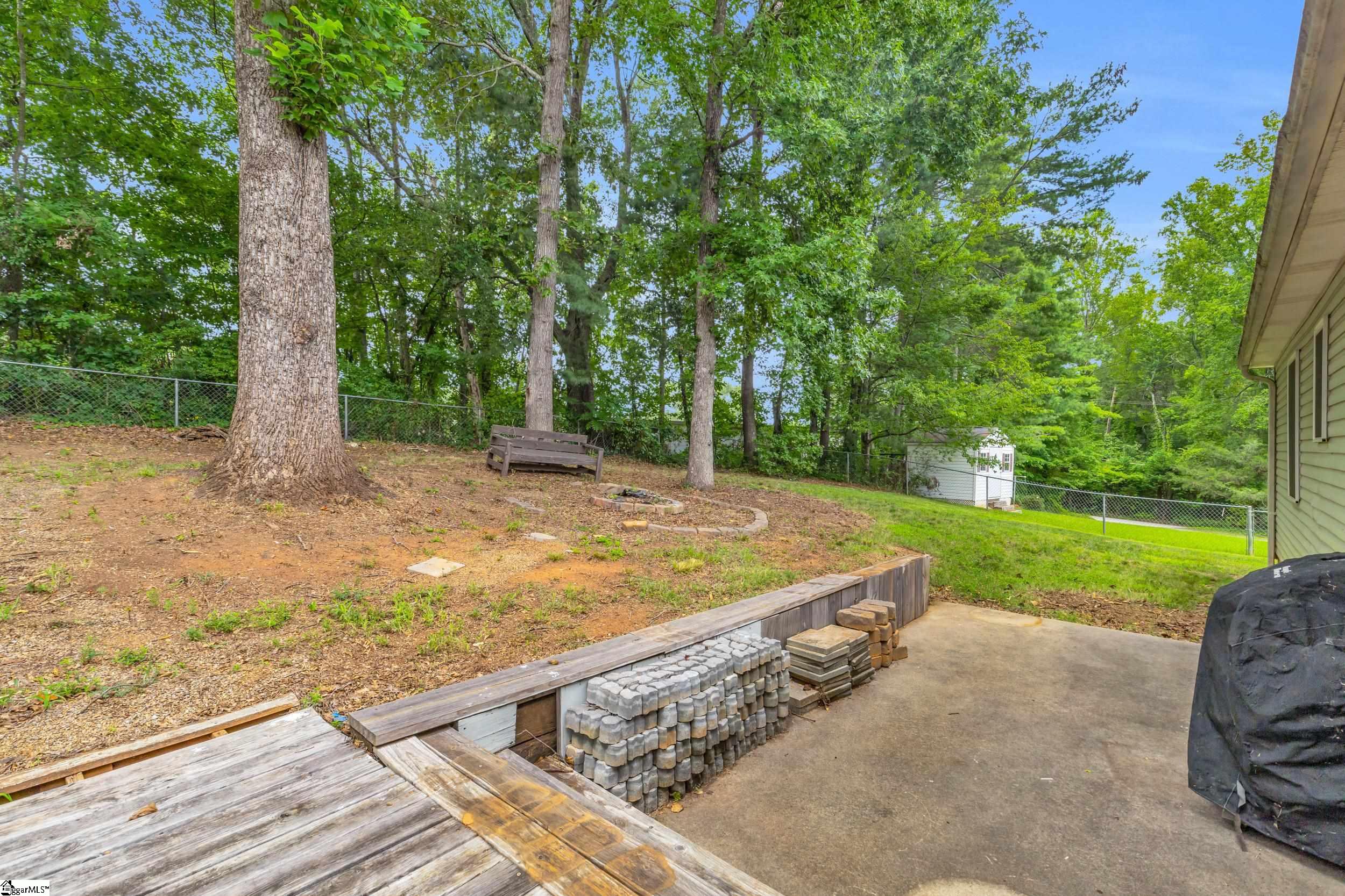 94 Lakeshore Drive Easley, SC 29642