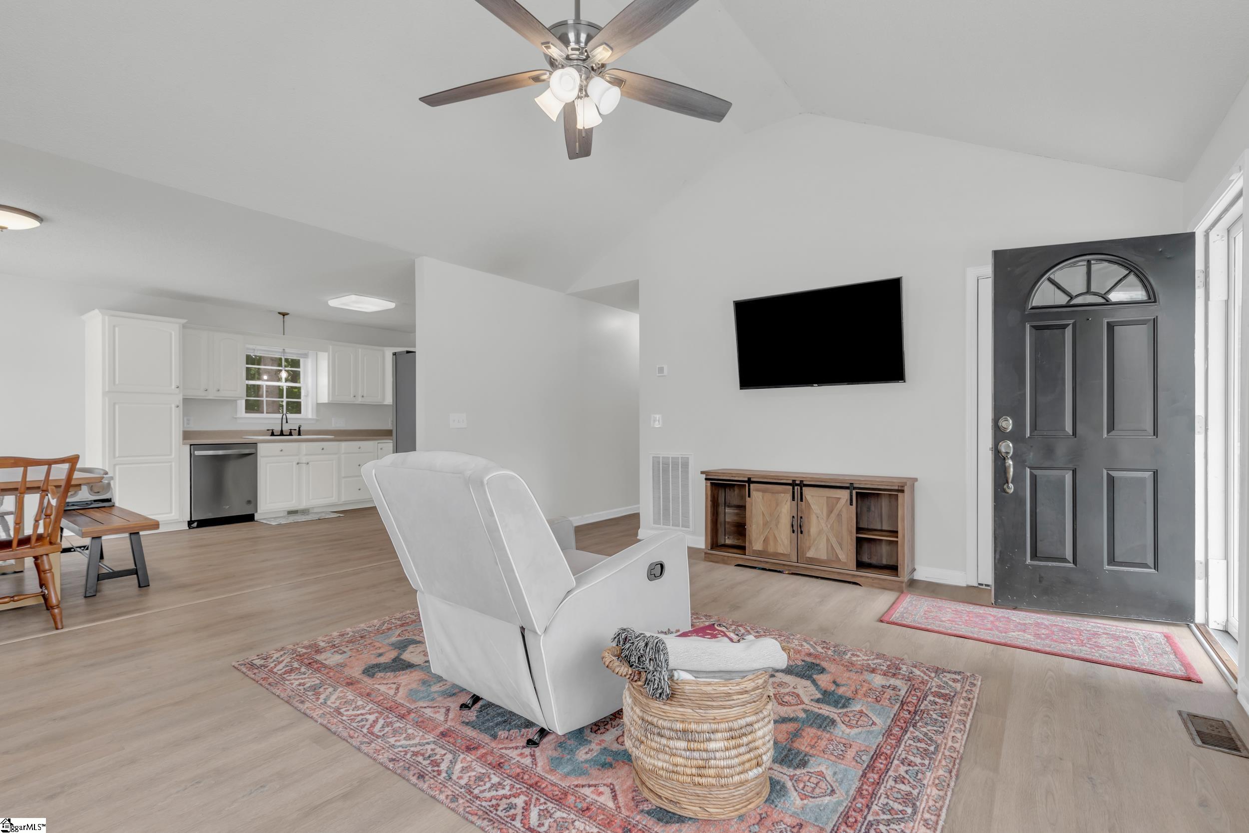 94 Lakeshore Drive Easley, SC 29642