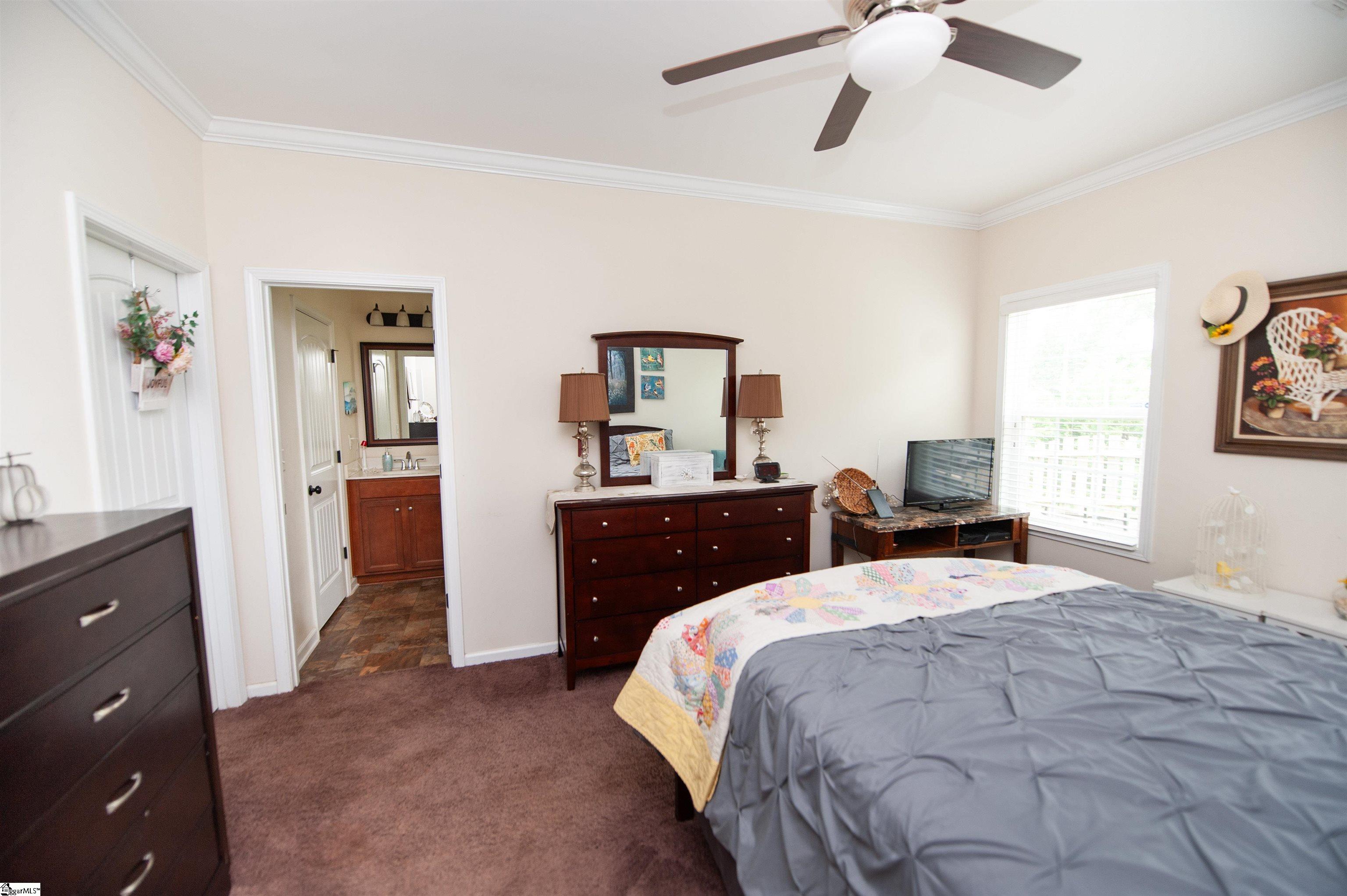 175 Castleton Circle Boiling Springs, SC 29316