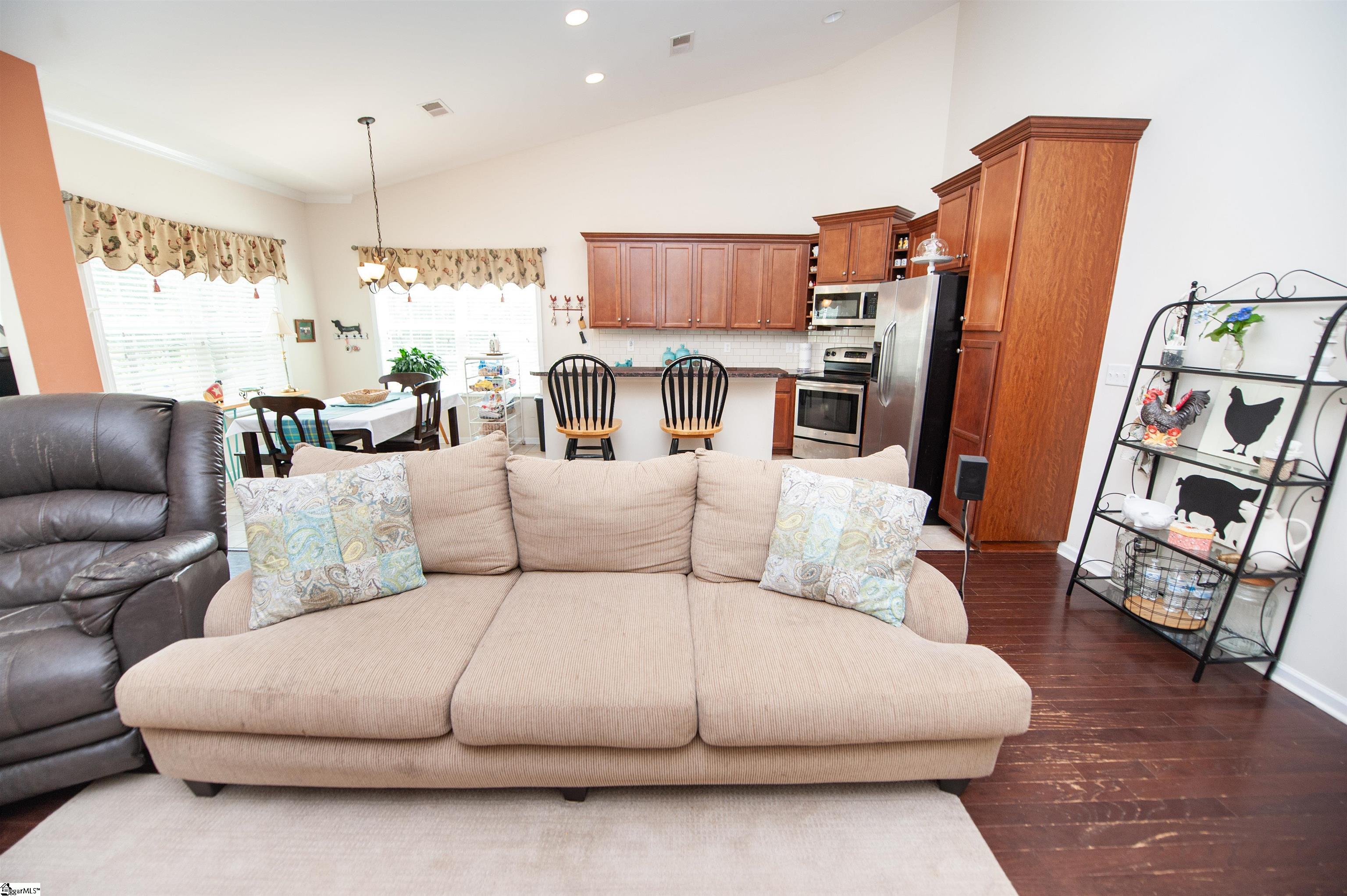 175 Castleton Circle Boiling Springs, SC 29316
