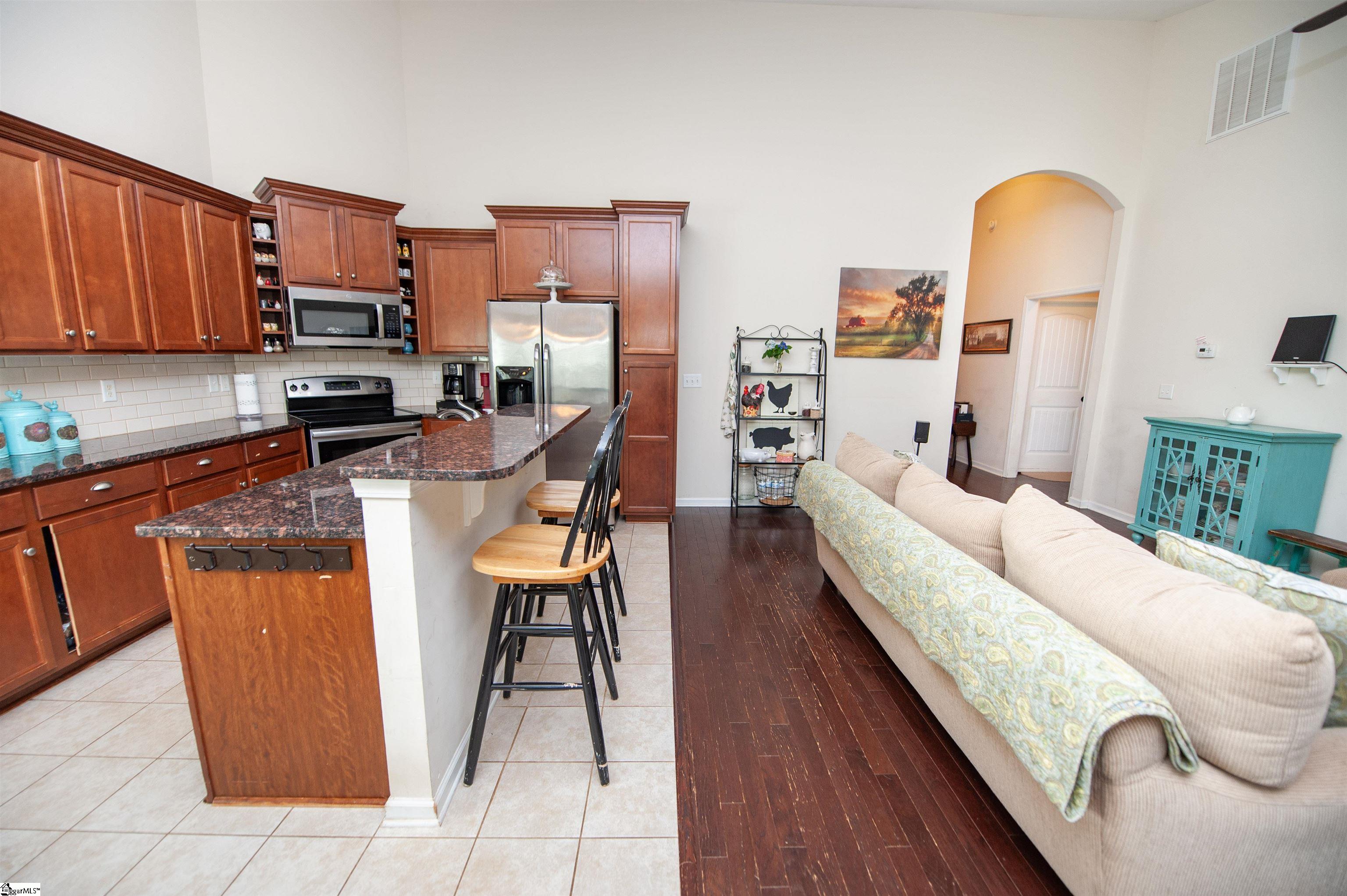 175 Castleton Circle Boiling Springs, SC 29316