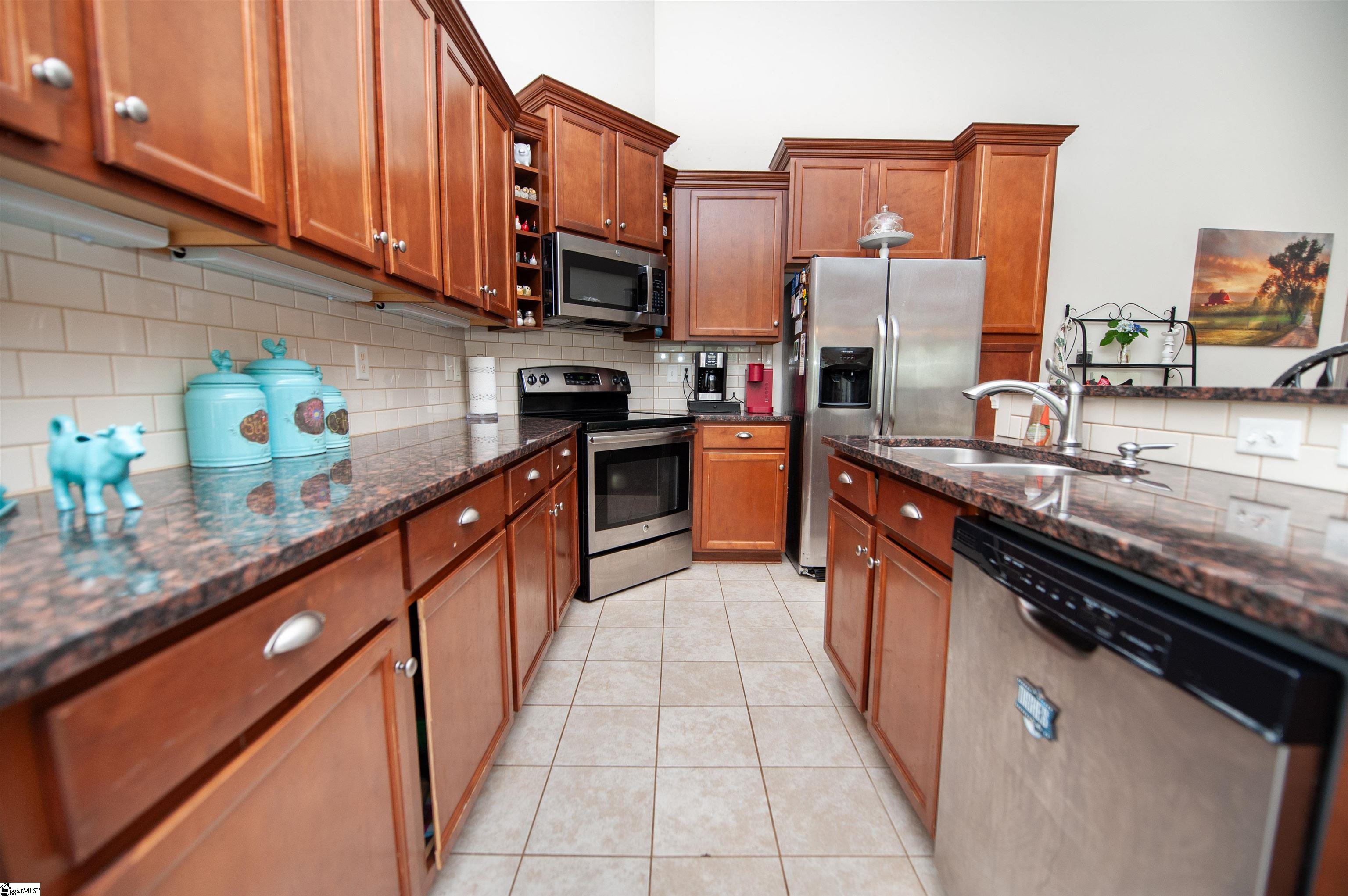 175 Castleton Circle Boiling Springs, SC 29316