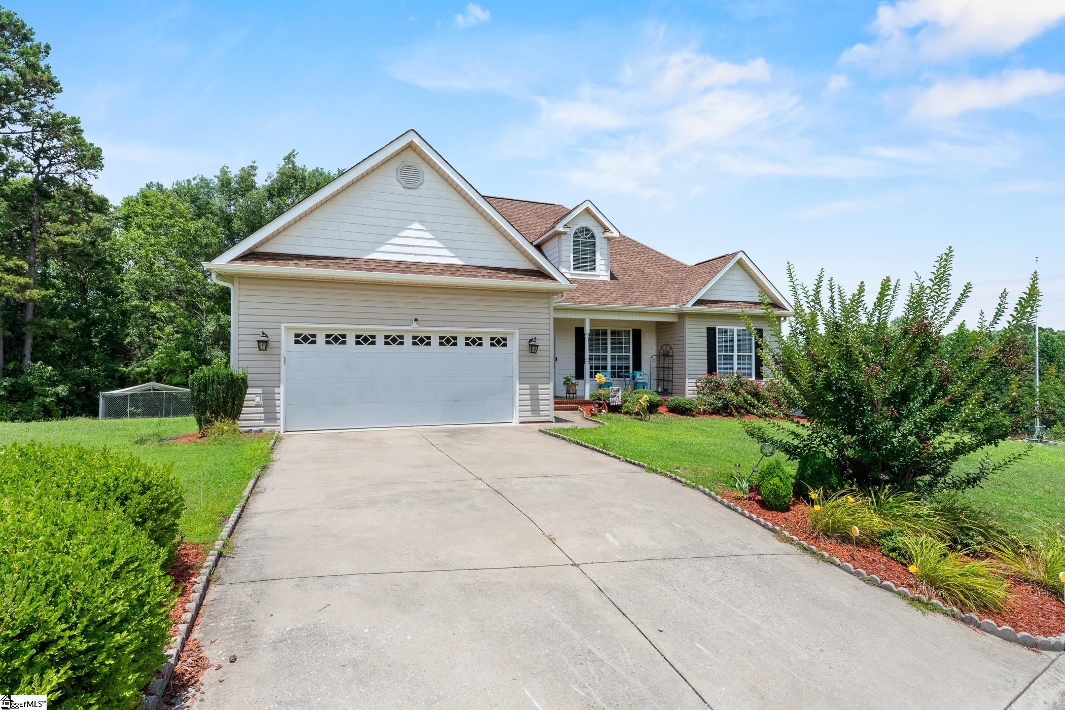 715 Tudor Lane Boiling Springs, SC 29316
