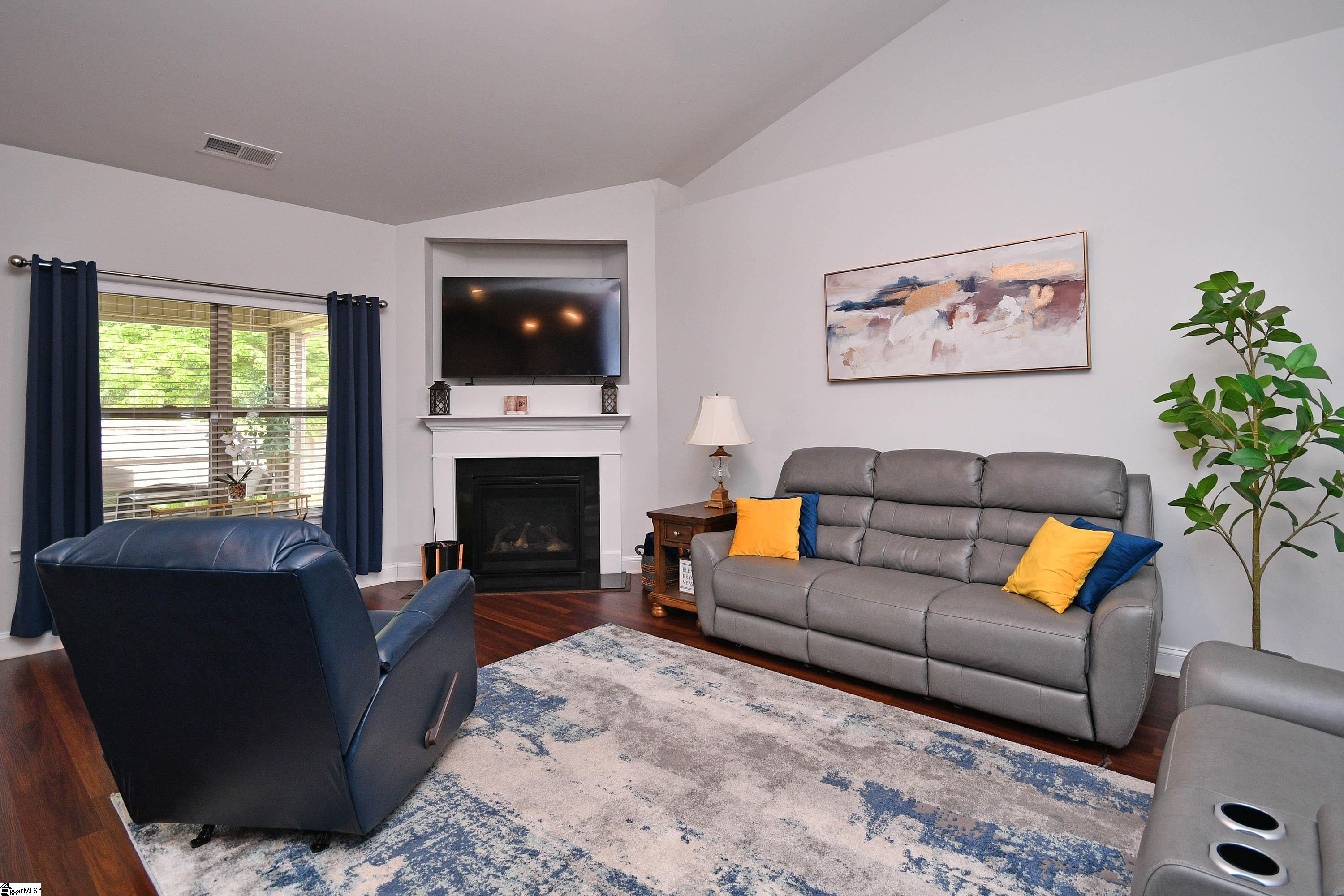 301 Beaver Lodge Way Greenville, SC 20605