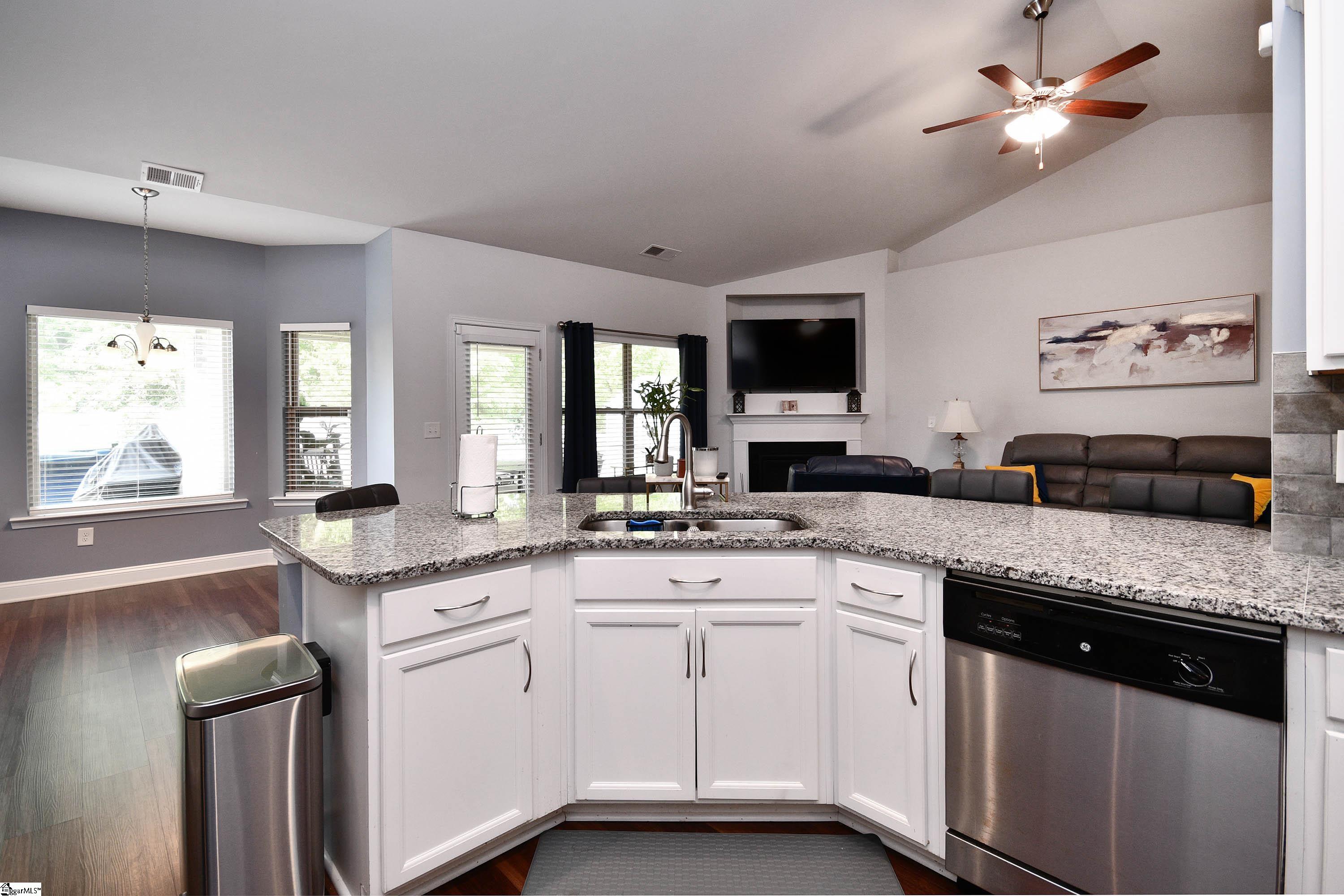301 Beaver Lodge Way Greenville, SC 20605