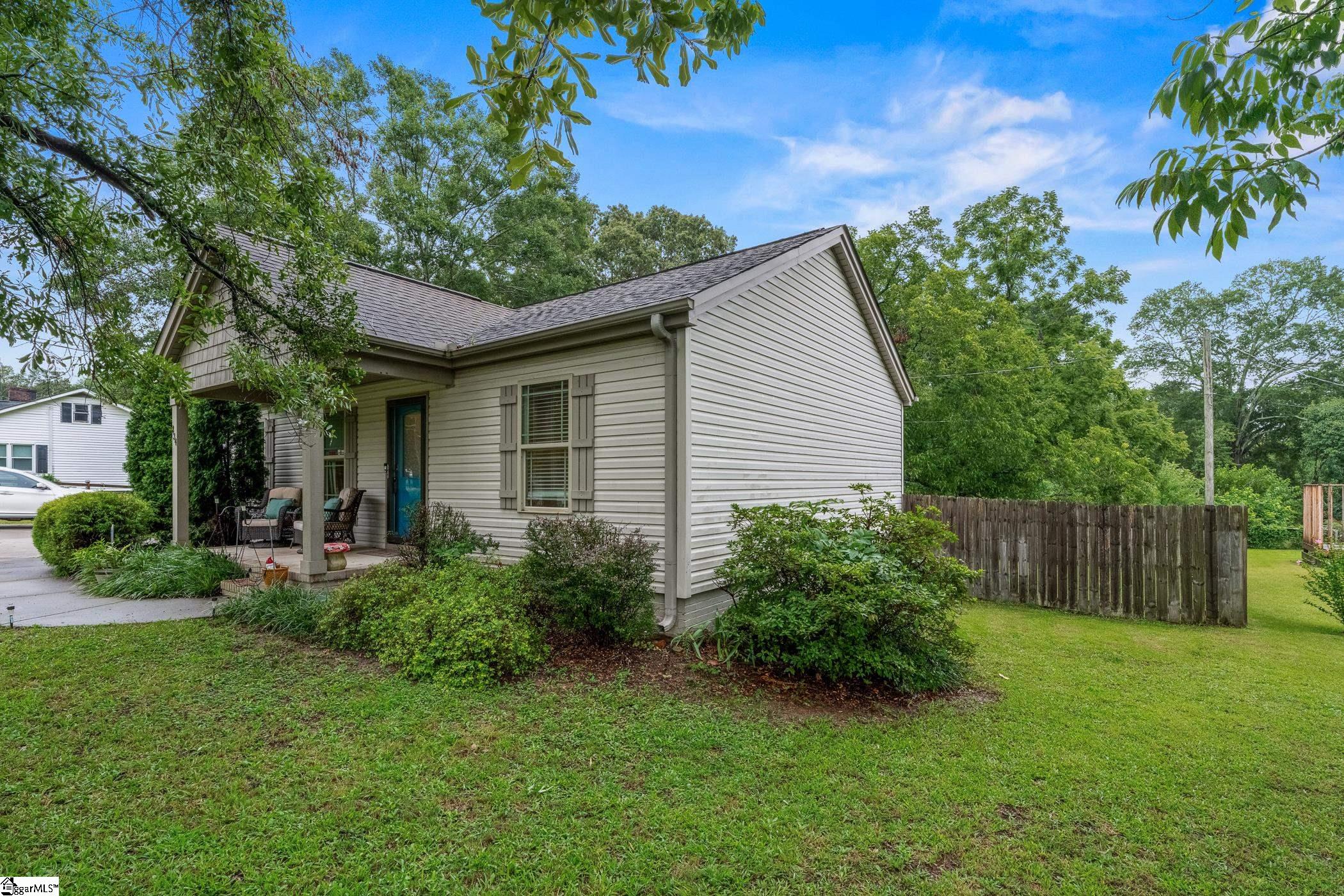 234 N Suber Road Greer, SC 29651