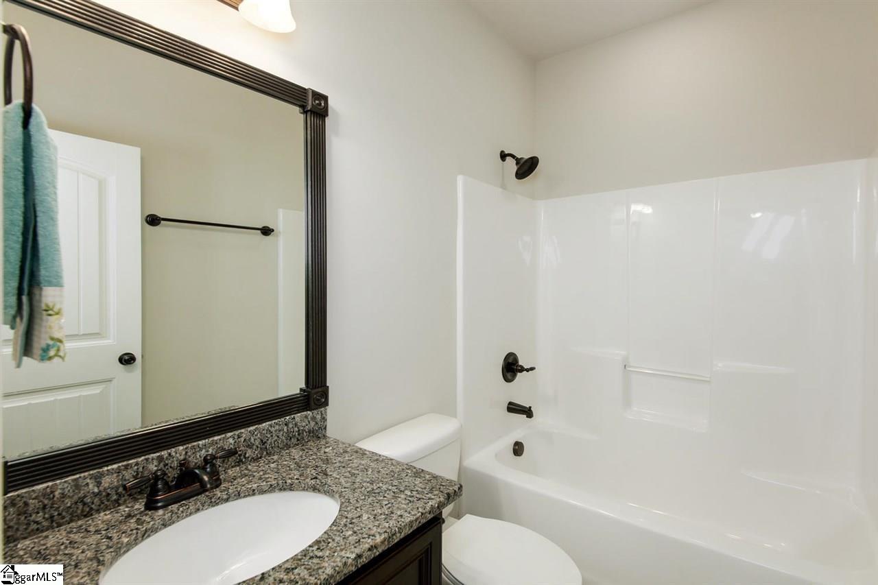 14 Foxmoor Court Simpsonville, SC 29680