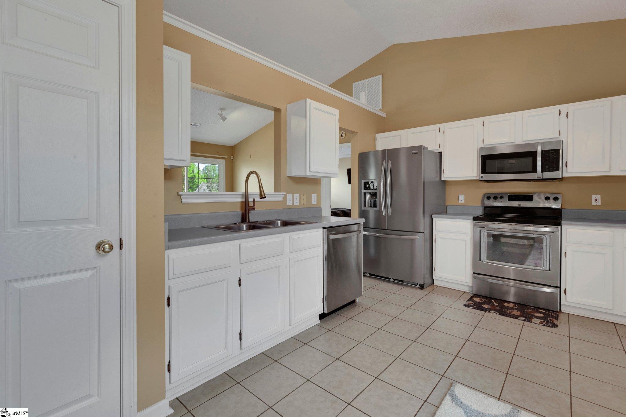 21 Glen Willow Court Greer, SC 29650