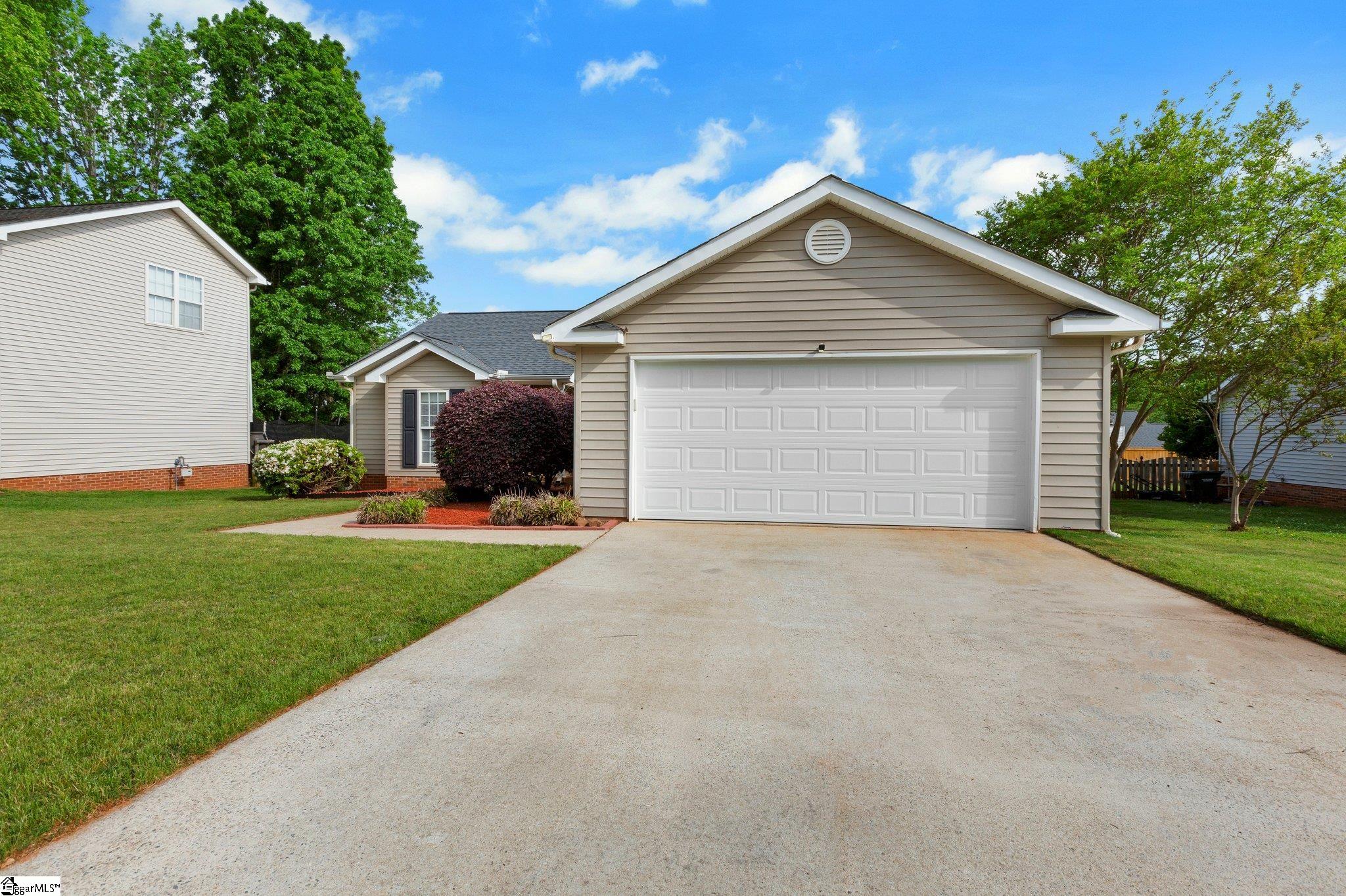 21 Glen Willow Court Greer, SC 29650
