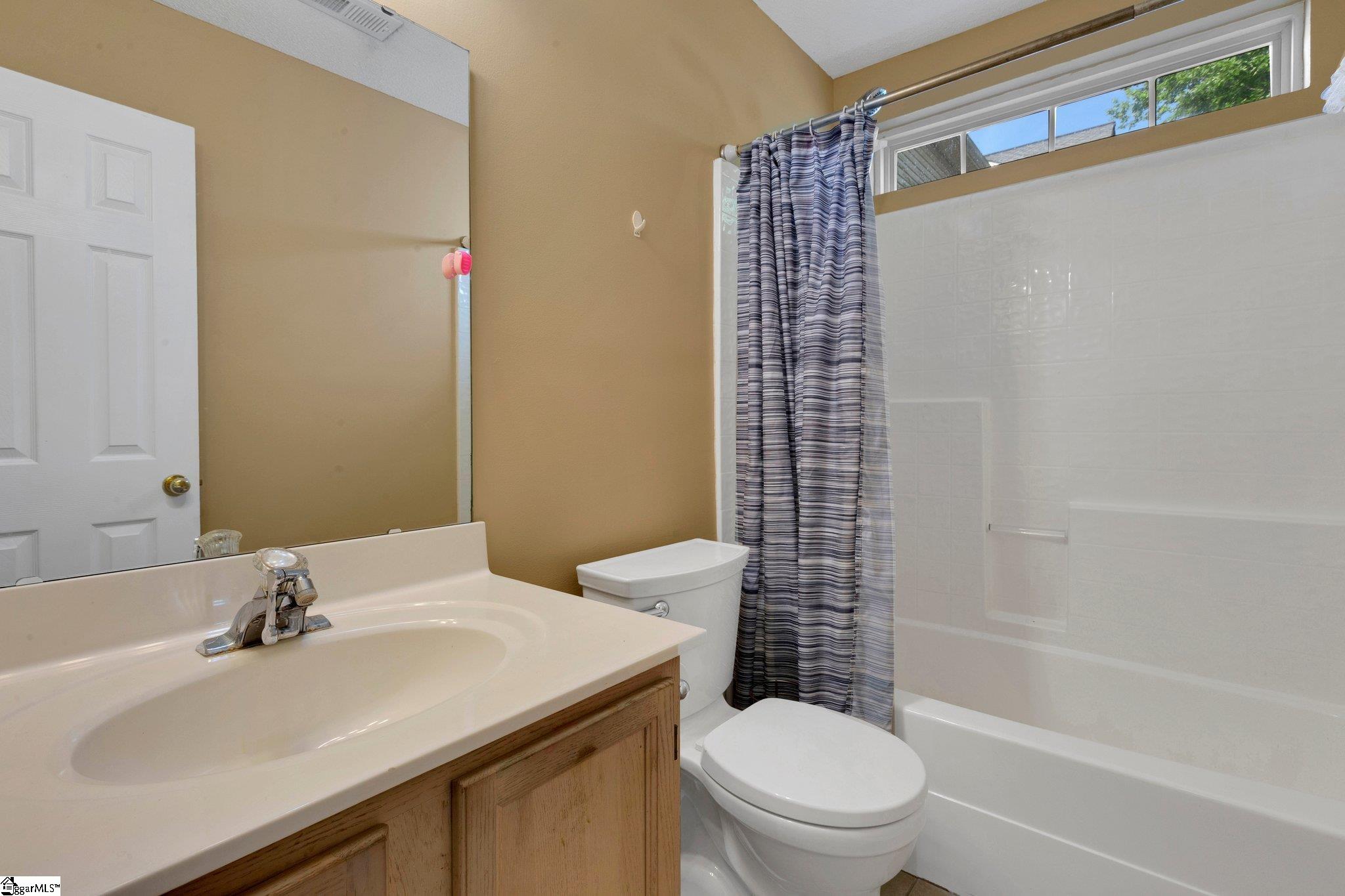 21 Glen Willow Court Greer, SC 29650