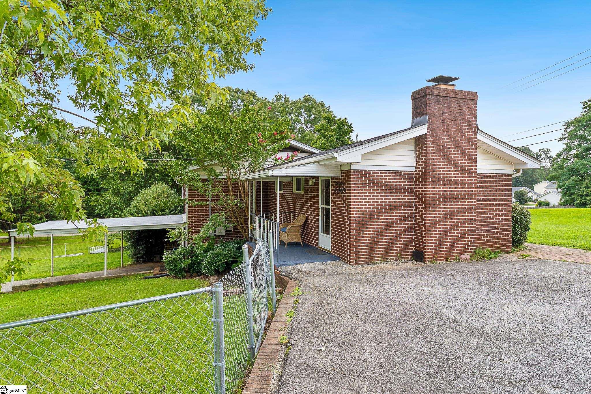 912 S Main Street Greer, SC 29650