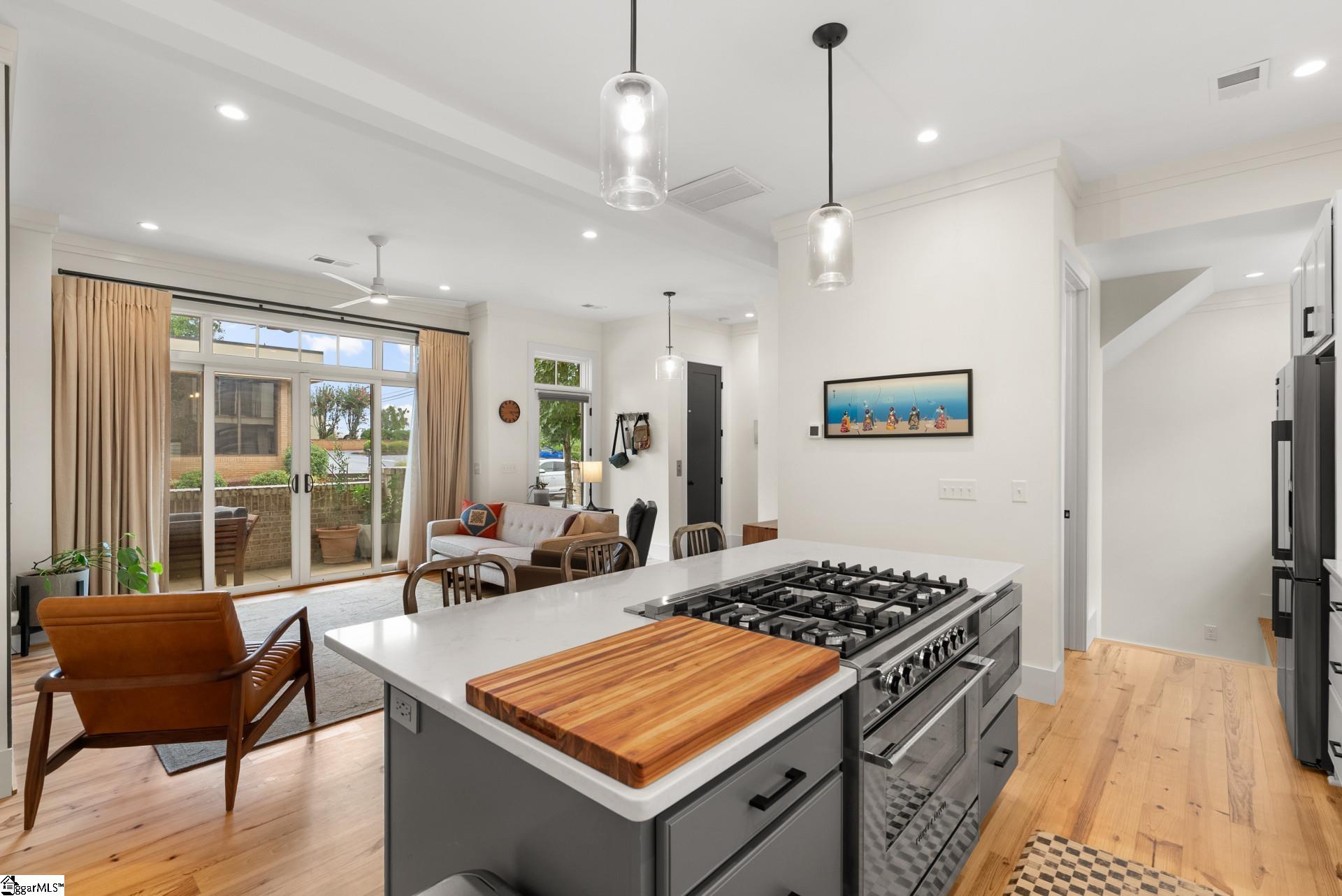 46 Claussen Avenue Greenville, SC 29601
