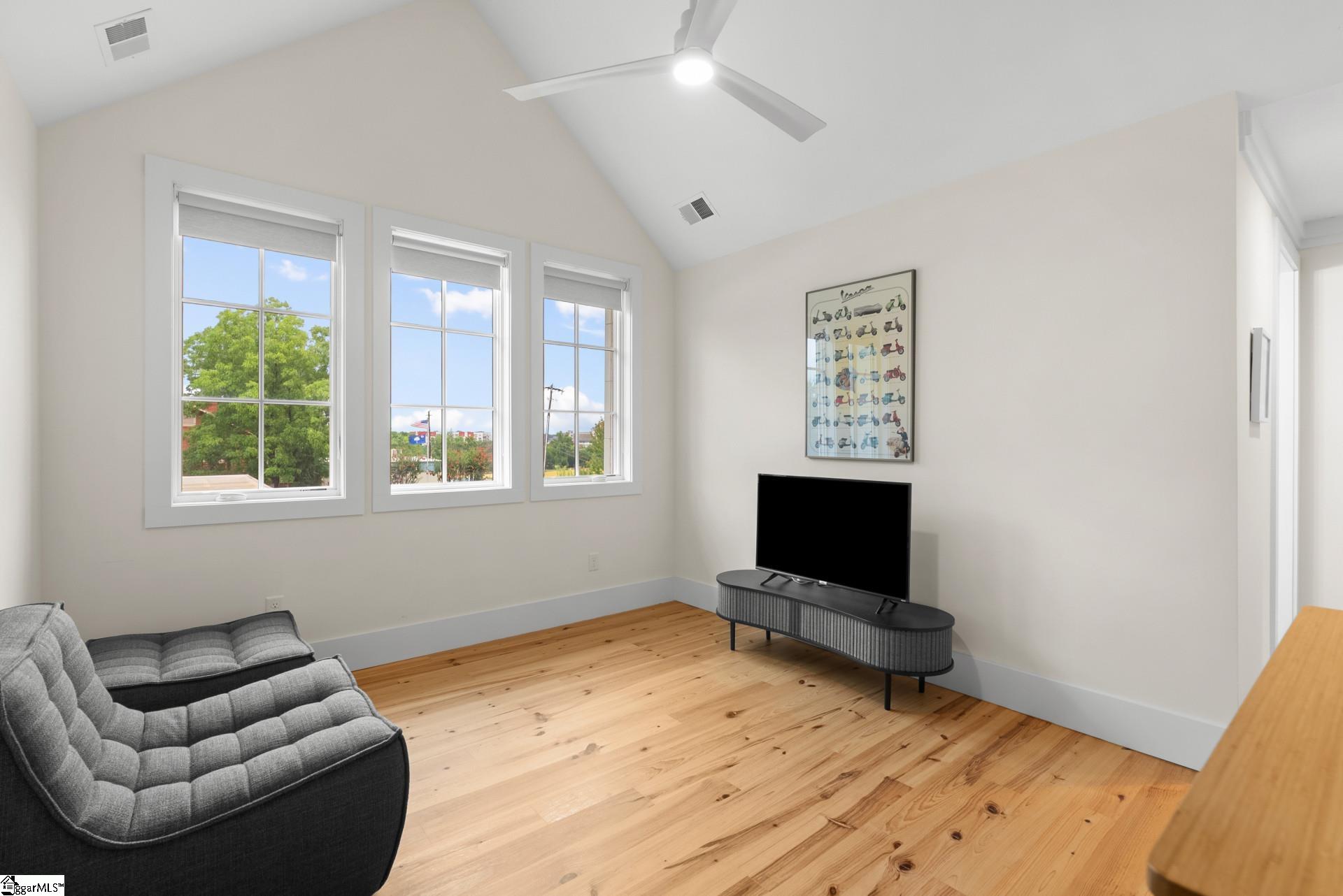 46 Claussen Avenue Greenville, SC 29601