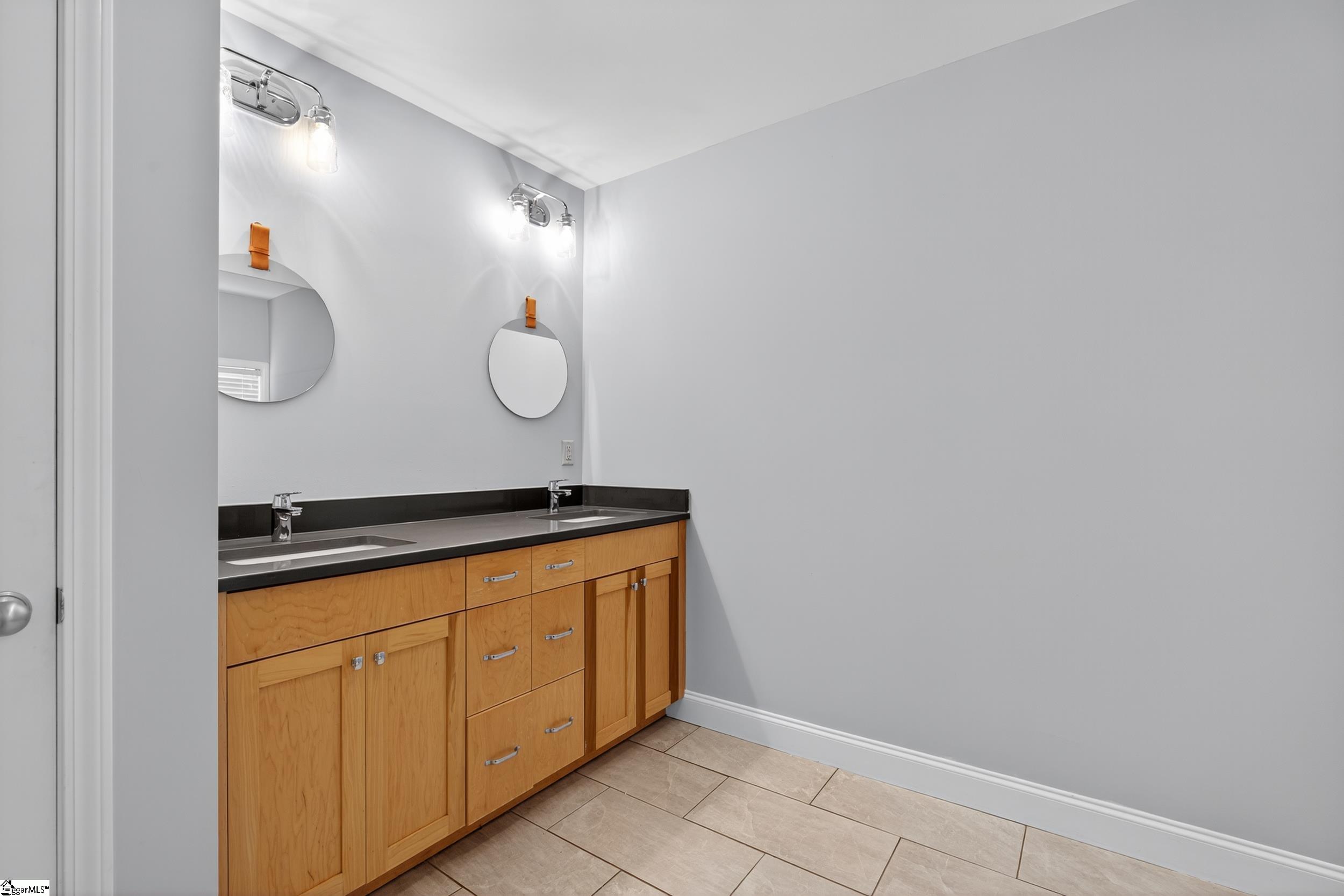 219 E Avondale Avenue Greenville, SC 29609