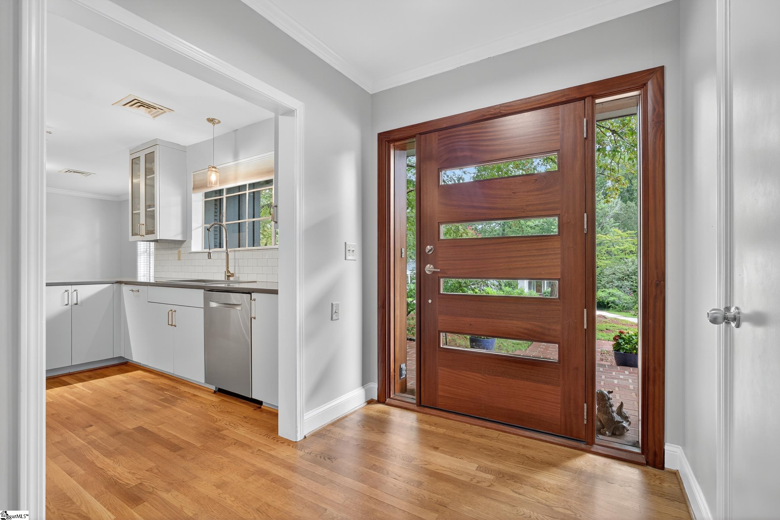 219 E Avondale Avenue Greenville, SC 29609