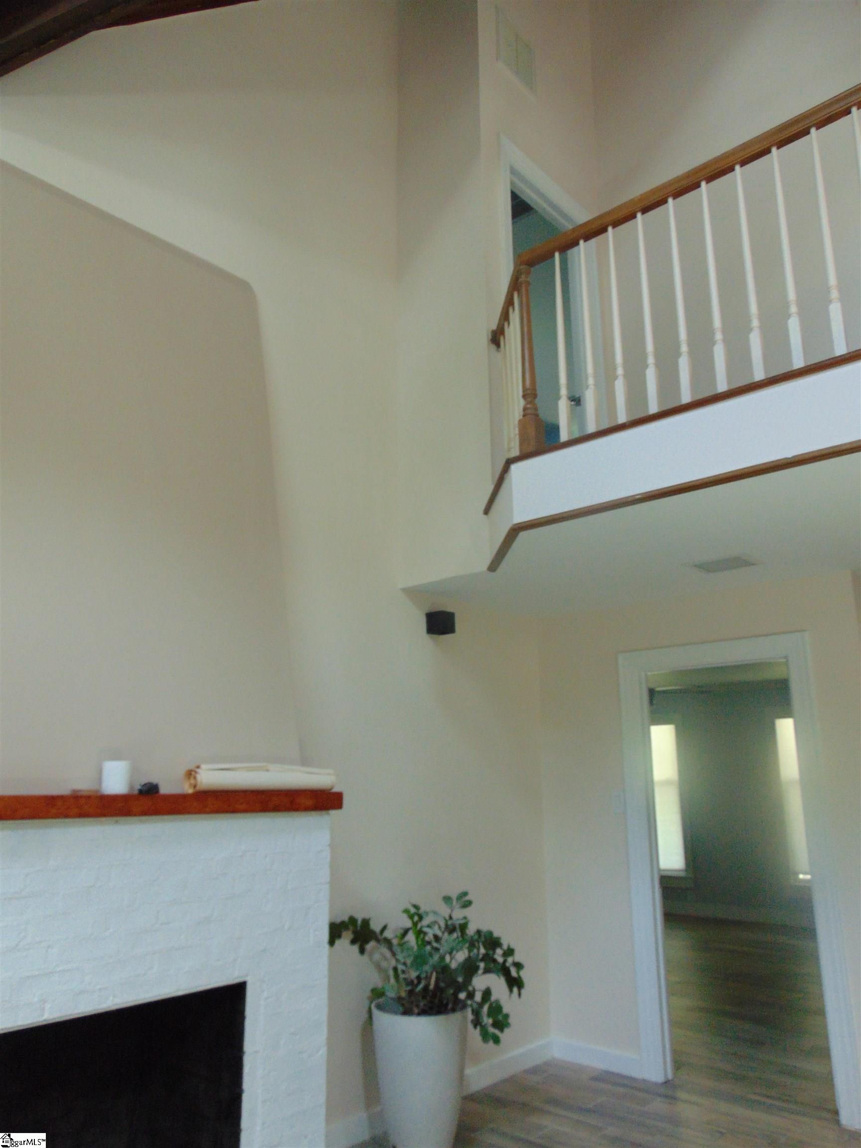 404 Hillpine Drive Simpsonville, SC 29681