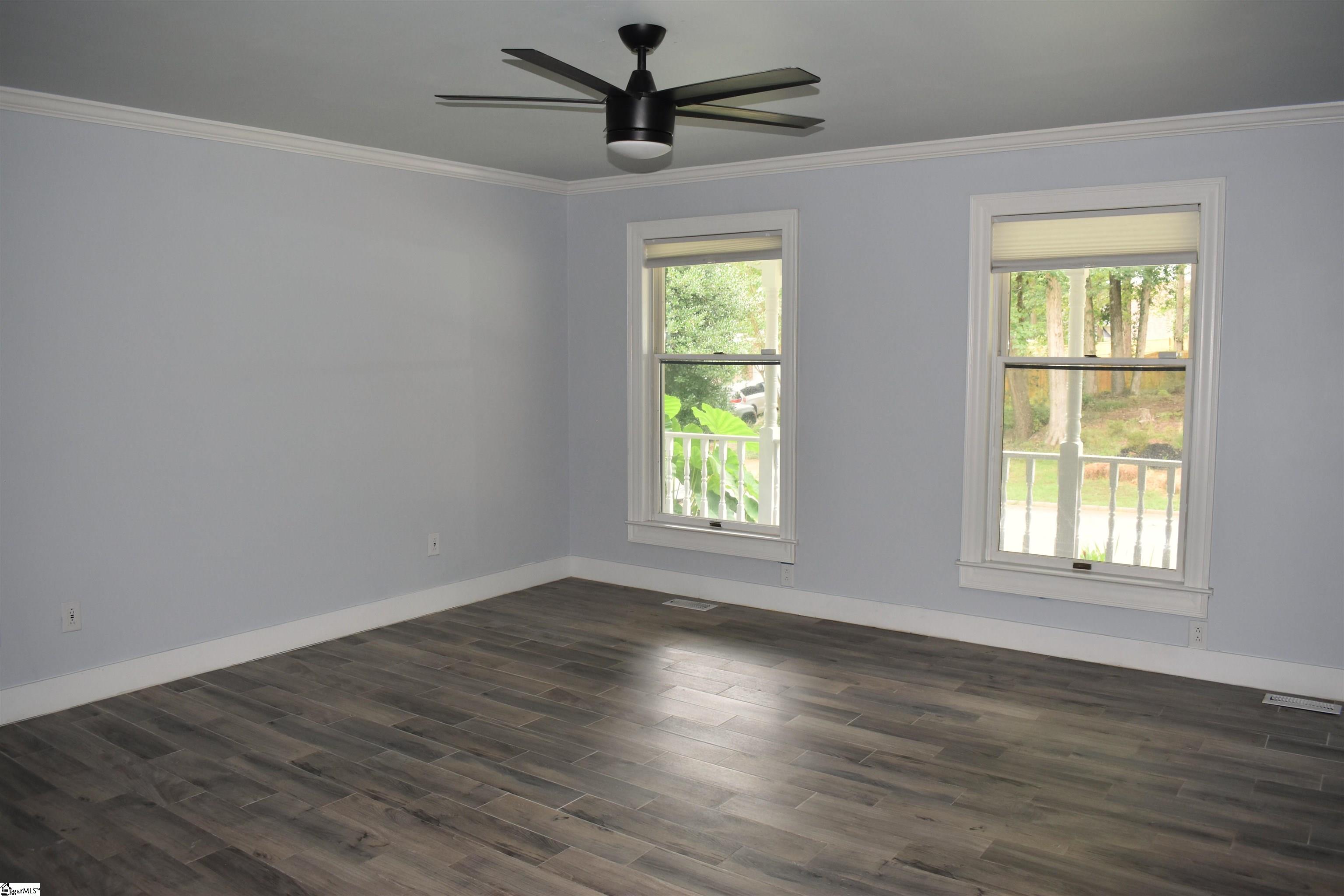 404 Hillpine Drive Simpsonville, SC 29681