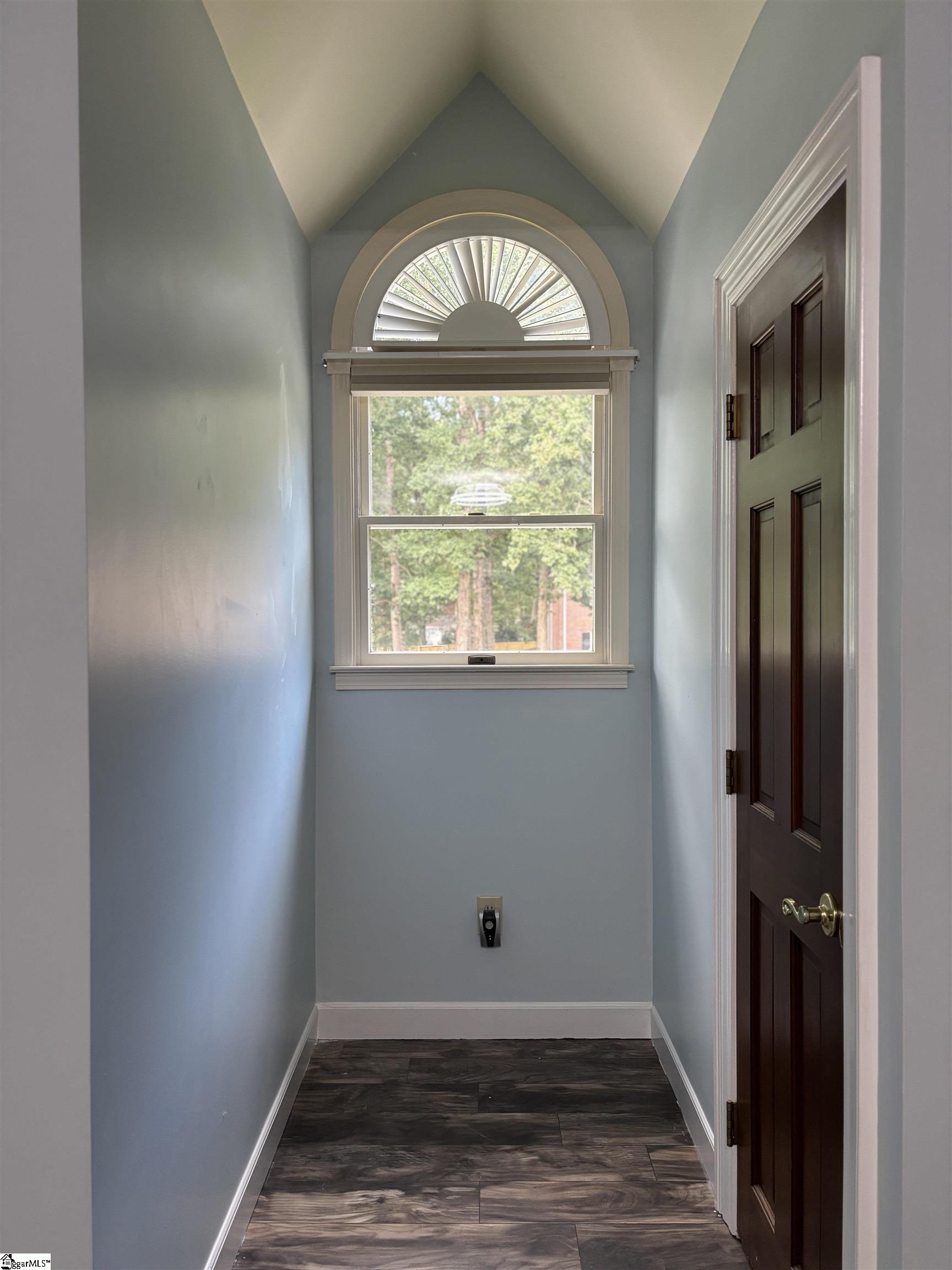 404 Hillpine Drive Simpsonville, SC 29681