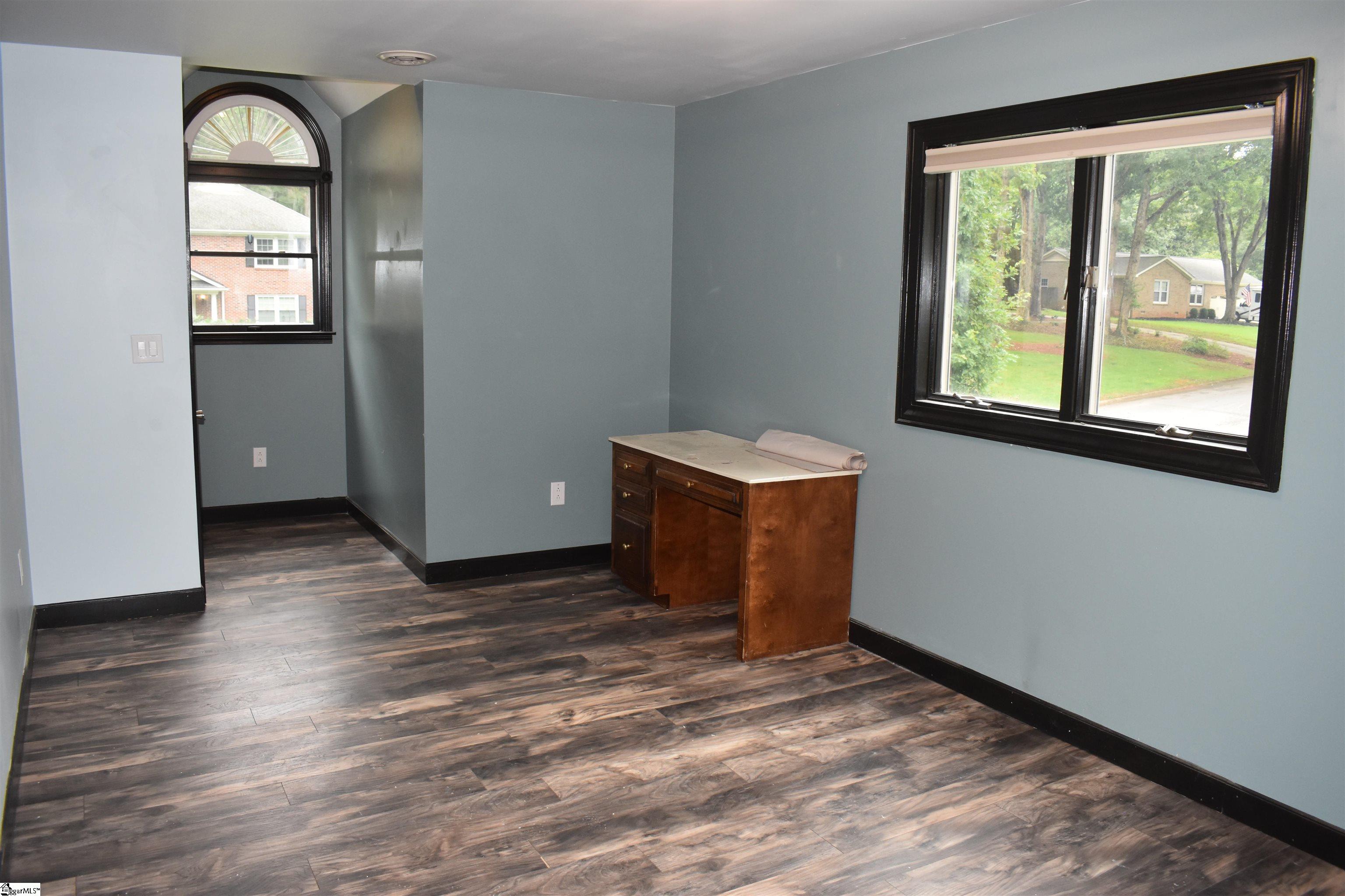 404 Hillpine Drive Simpsonville, SC 29681