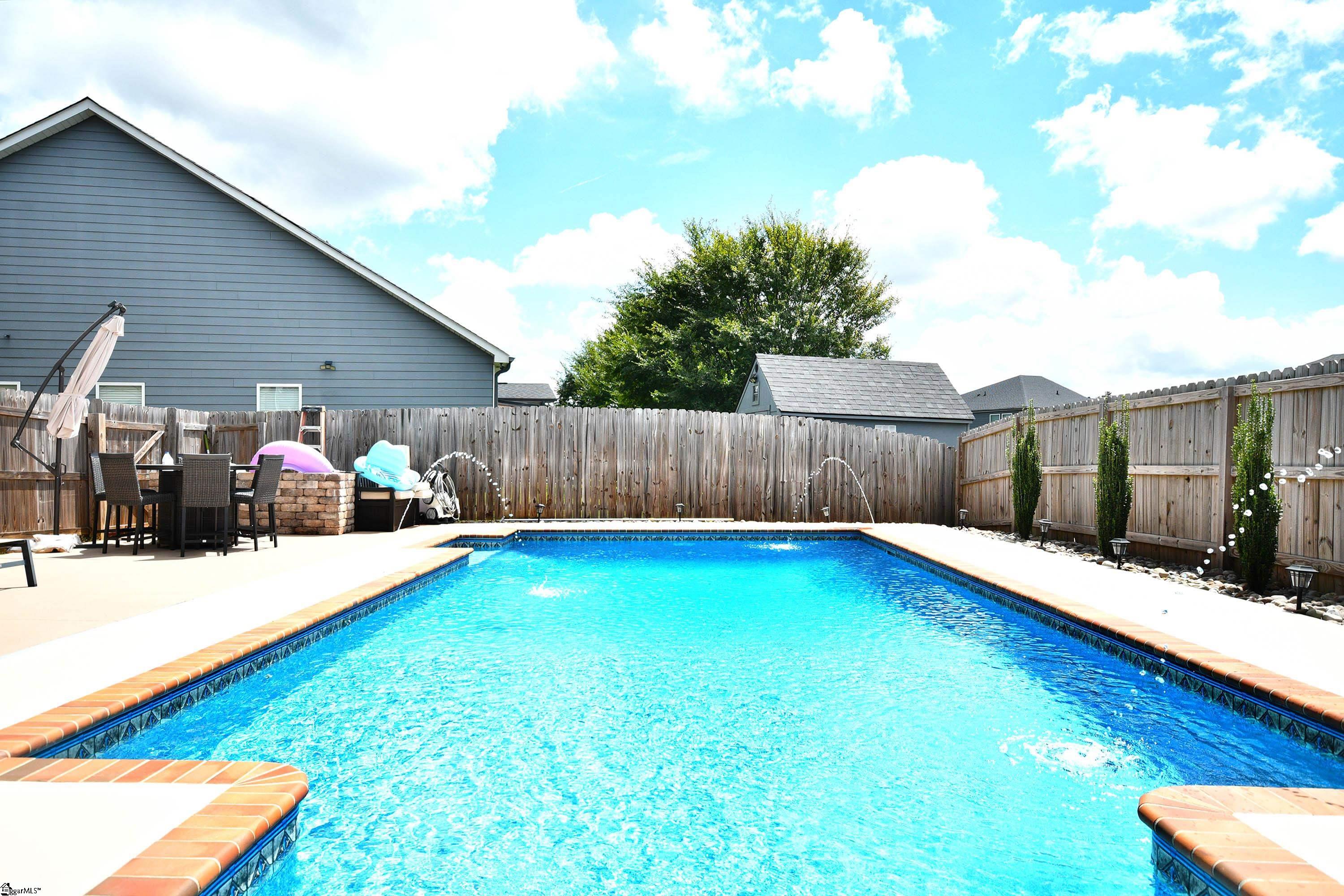 309 Lindstrom Court Simpsonville, SC 29680