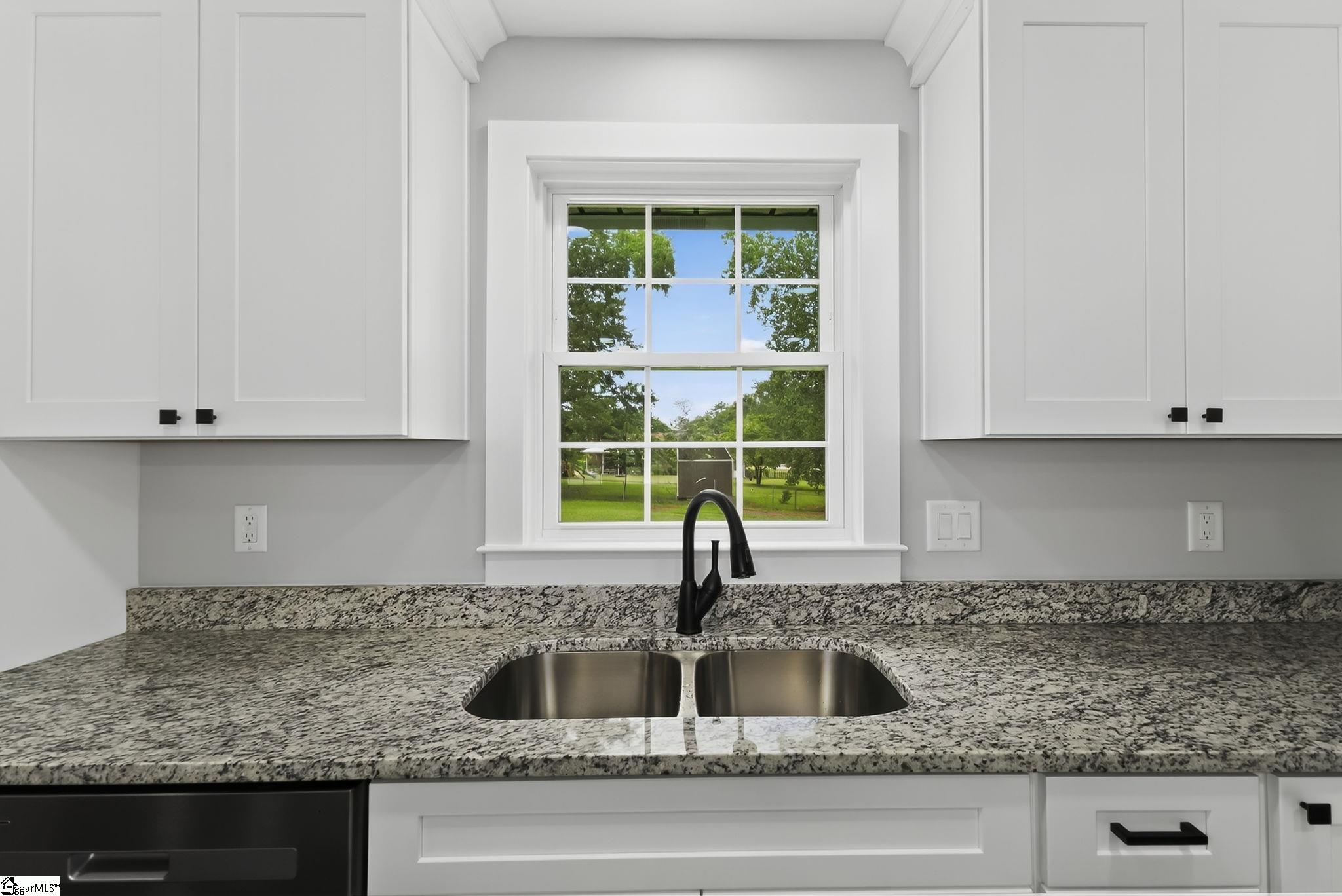203 Montgomery Street Laurens, SC 29360
