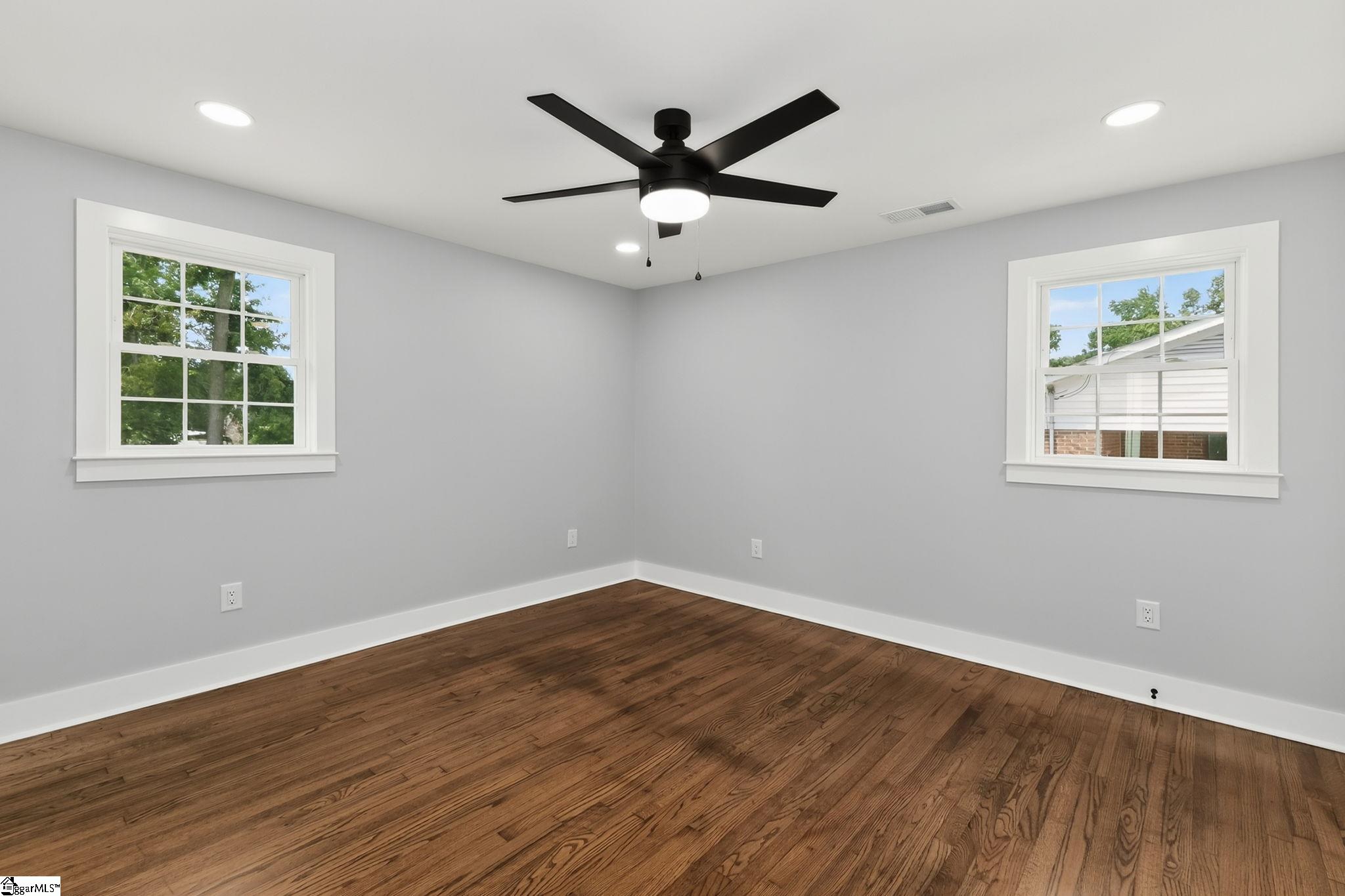 203 Montgomery Street Laurens, SC 29360