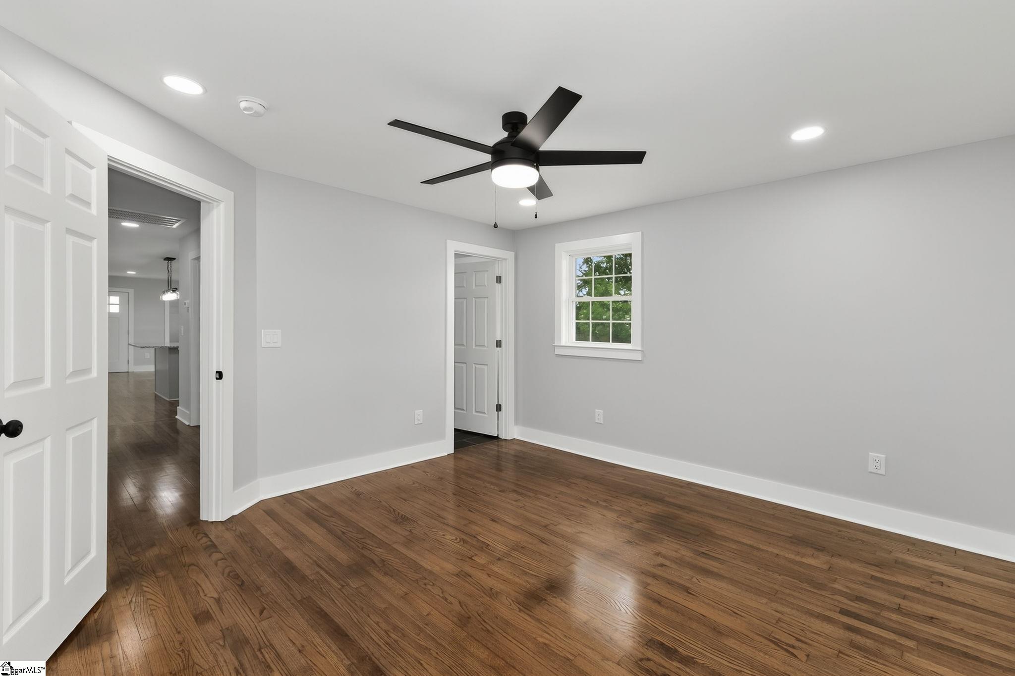 203 Montgomery Street Laurens, SC 29360