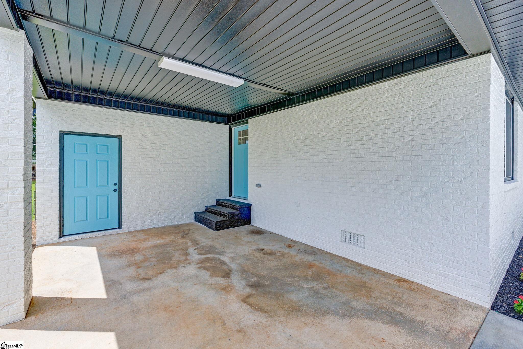 203 Montgomery Street Laurens, SC 29360