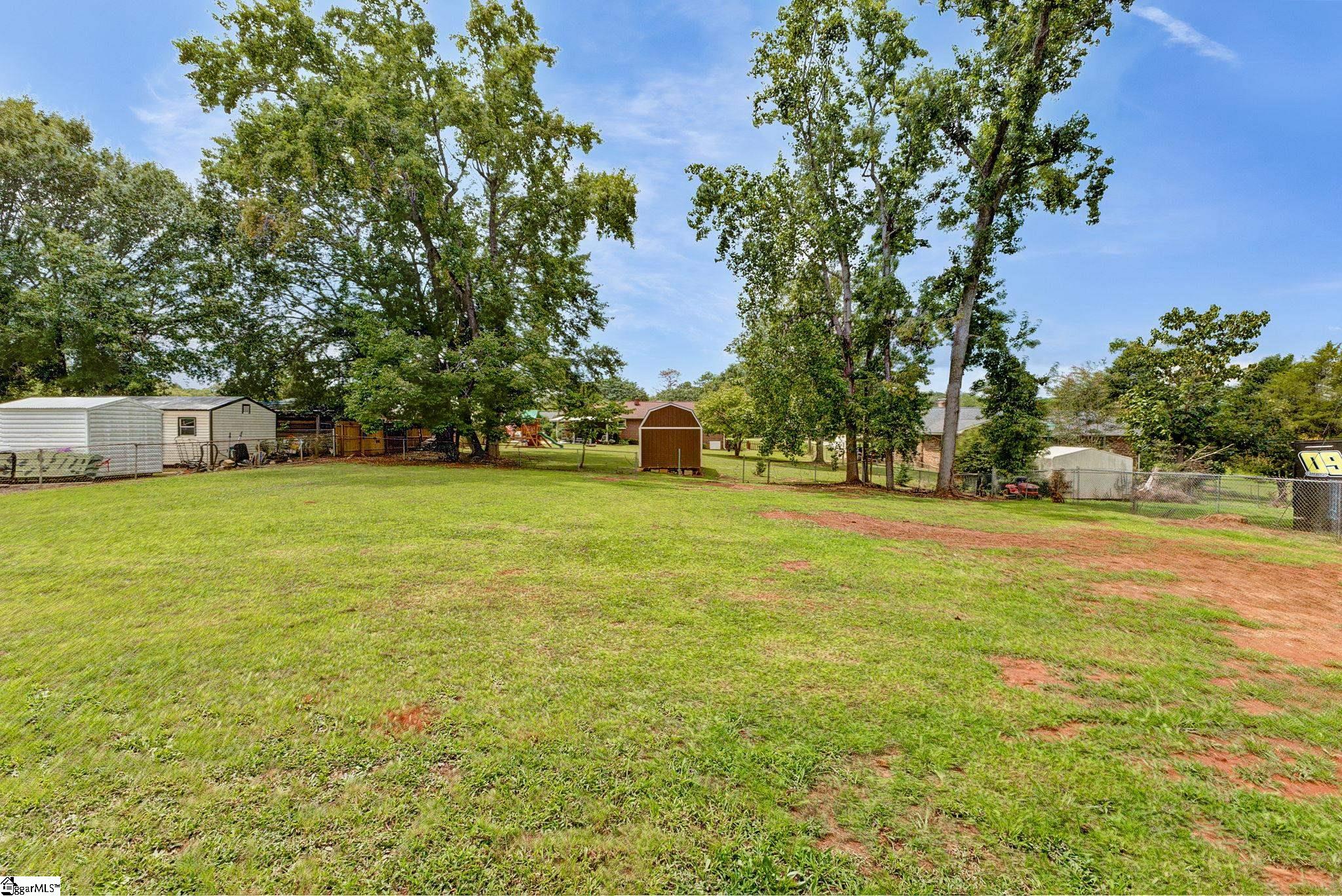203 Montgomery Street Laurens, SC 29360