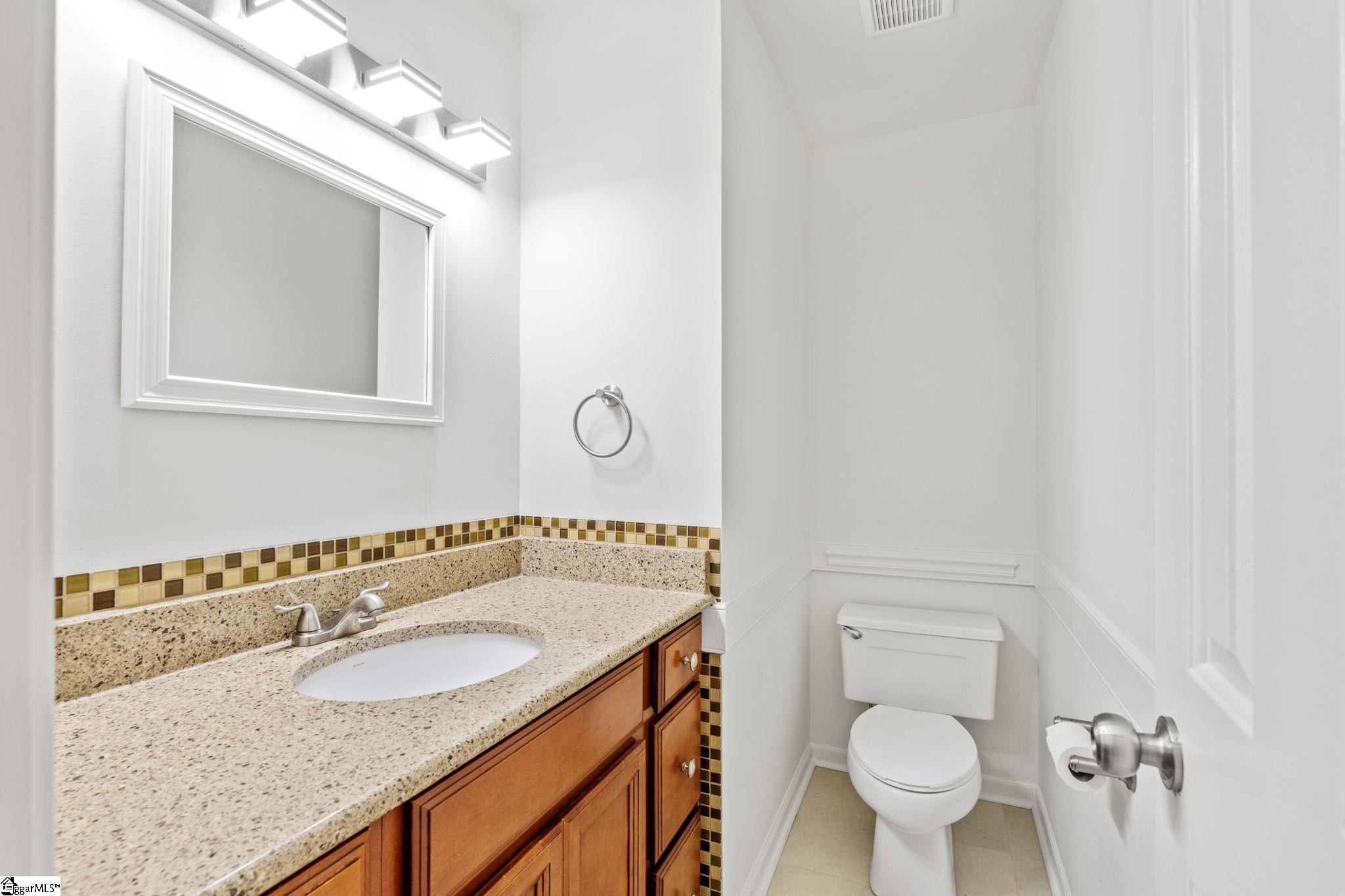 214 Appomattox Drive Simpsonville, SC 29681