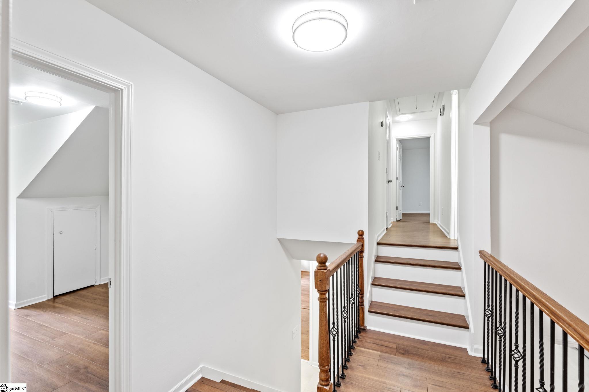 214 Appomattox Drive Simpsonville, SC 29681