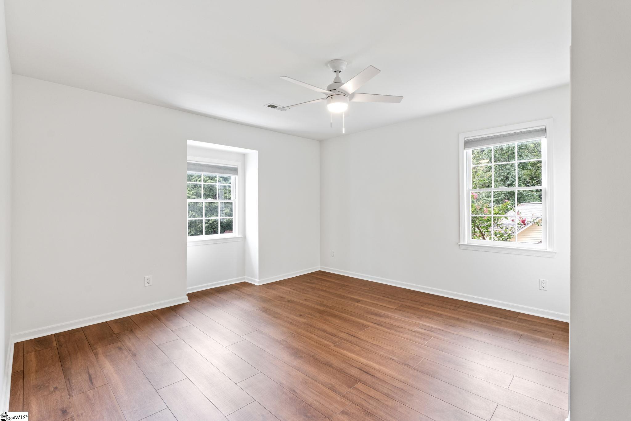 214 Appomattox Drive Simpsonville, SC 29681